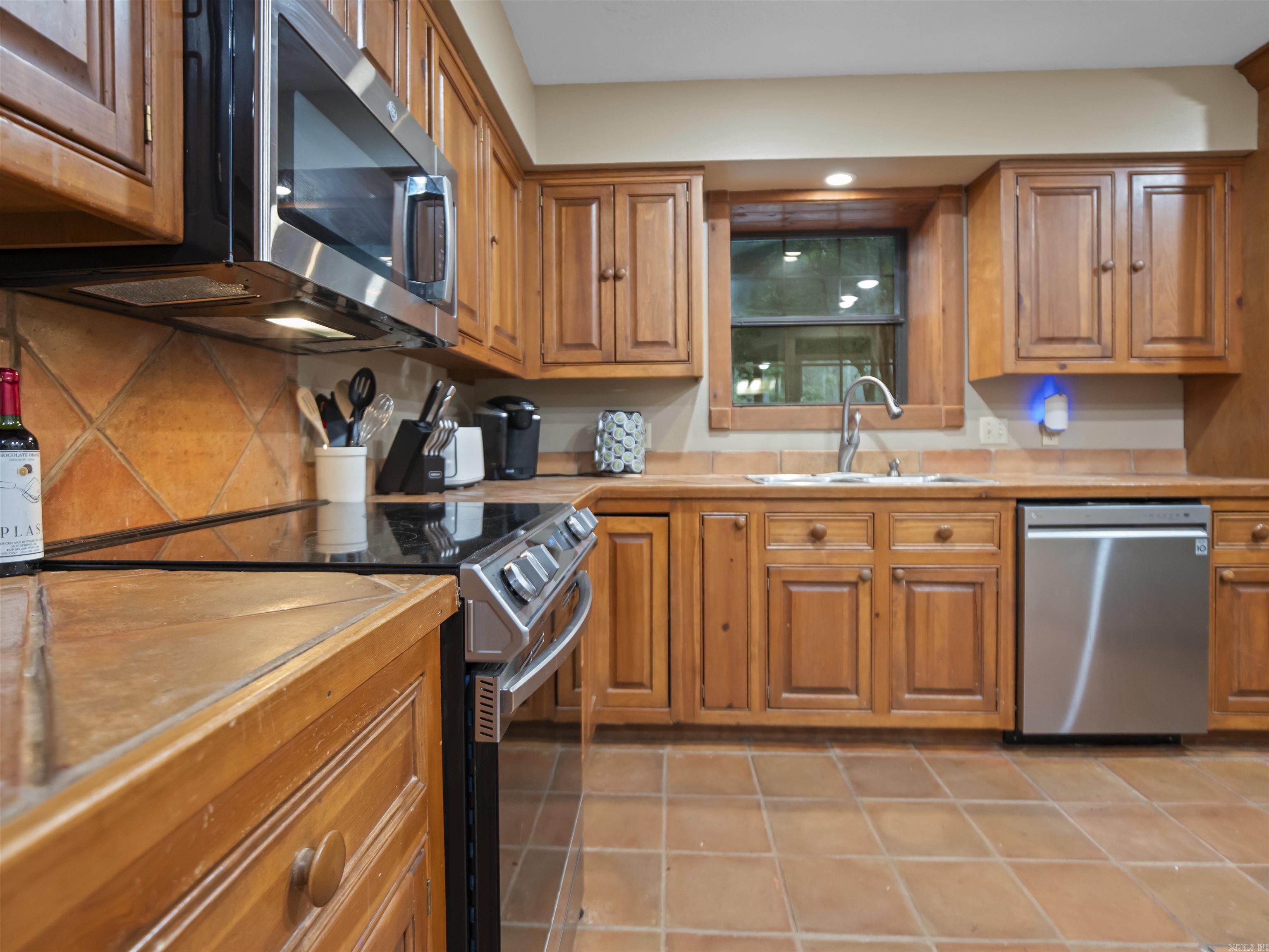 16 Almenara  Hot Springs Village, AR