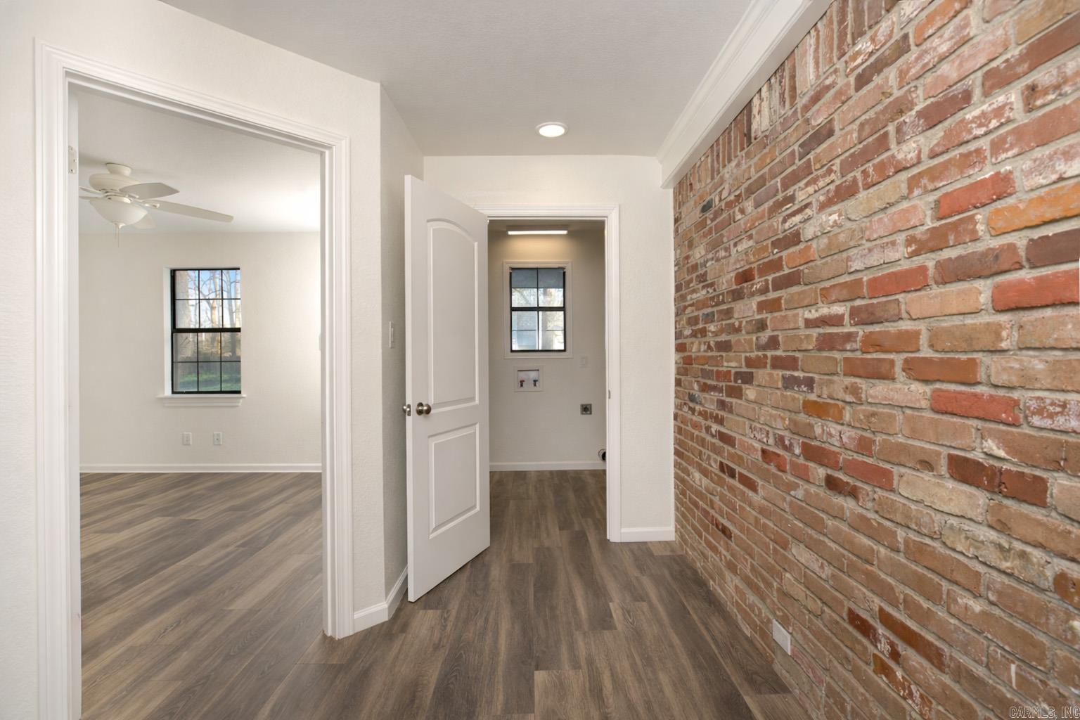 1100 Blue Acres  White Hall, AR