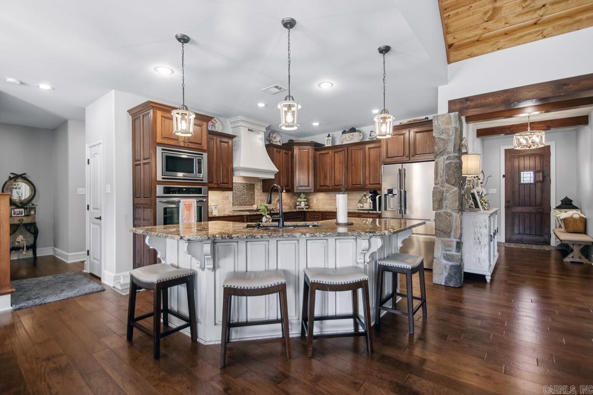 9017 Naples  Benton, AR