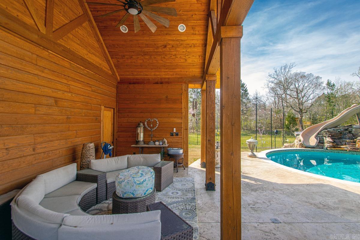 9017 Naples  Benton, AR