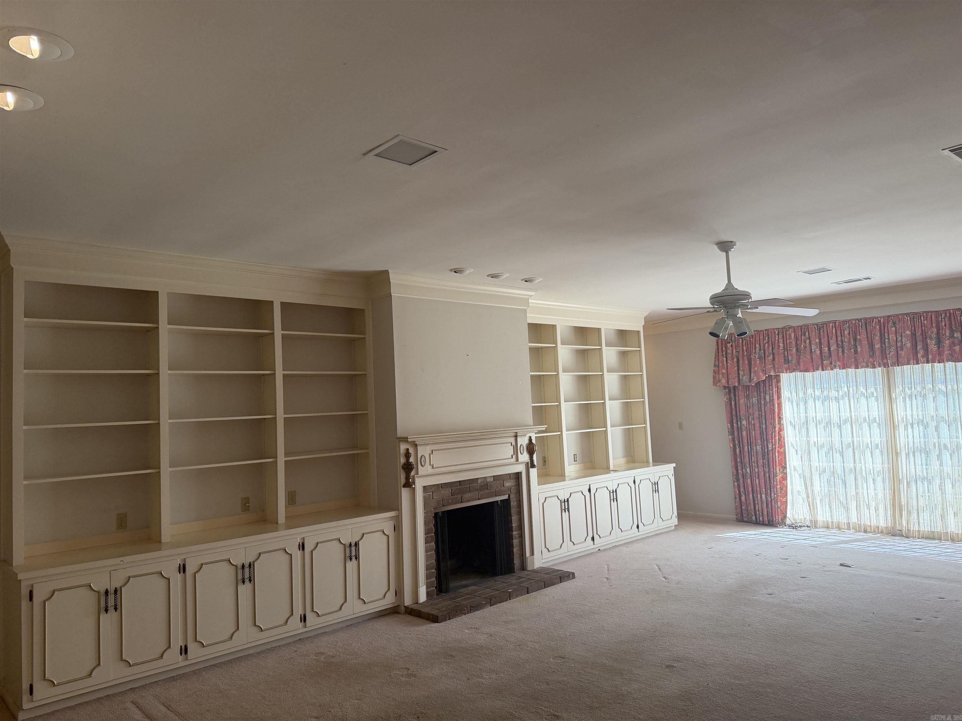 14 Jefferson Place  Pine Bluff, AR