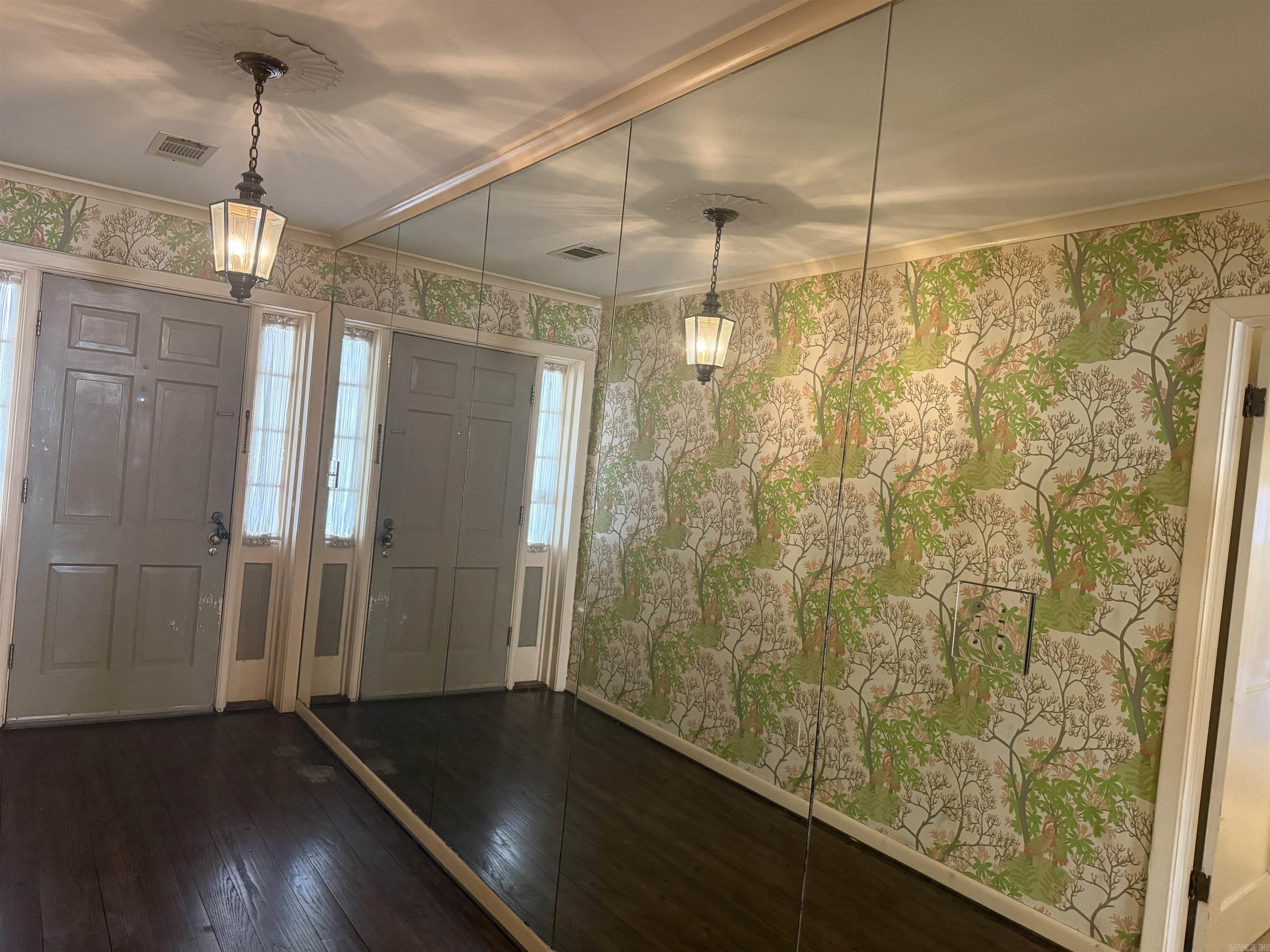 14 Jefferson Place  Pine Bluff, AR