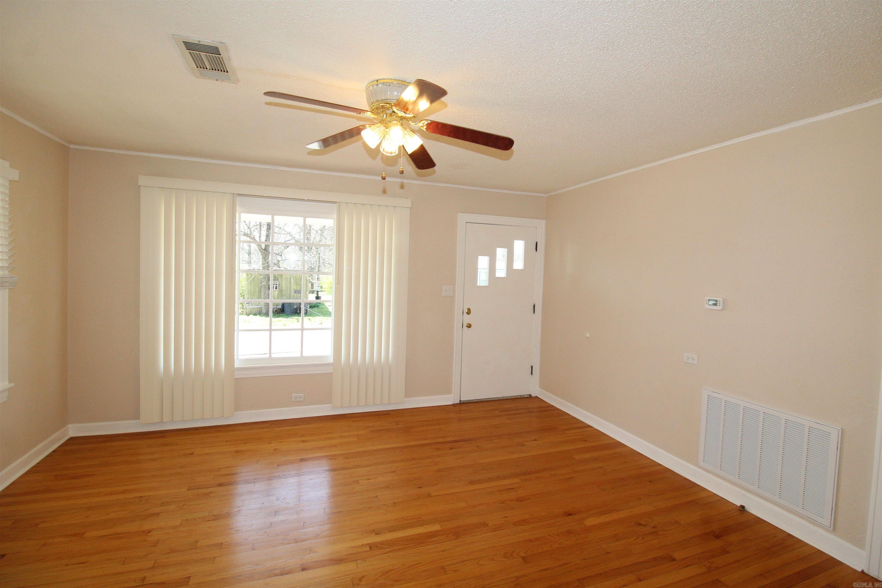 404 E Gum  Sheridan, AR