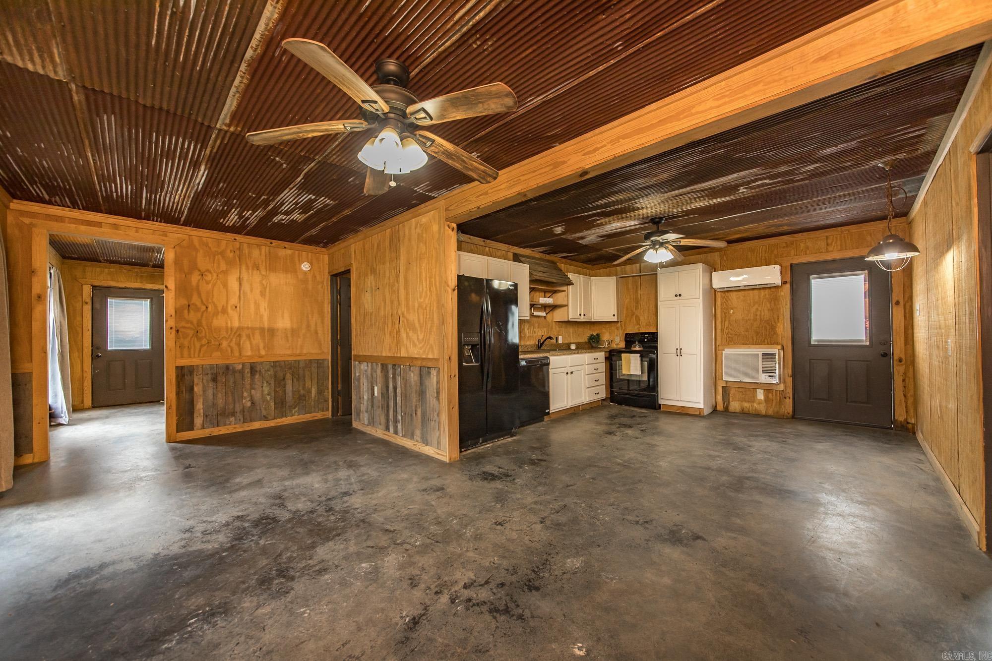 6153 AR Highway 319 W  Austin, AR