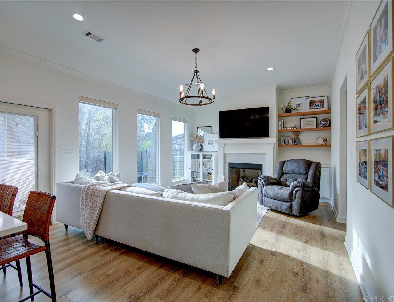 215 Windcrest Cir  Hot Springs, AR