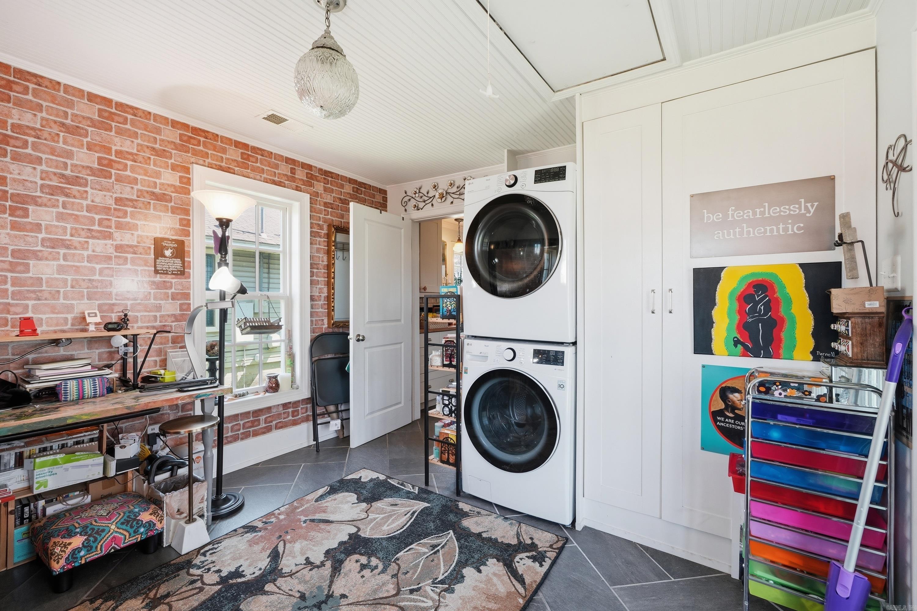 614 E 17th  Little Rock, AR