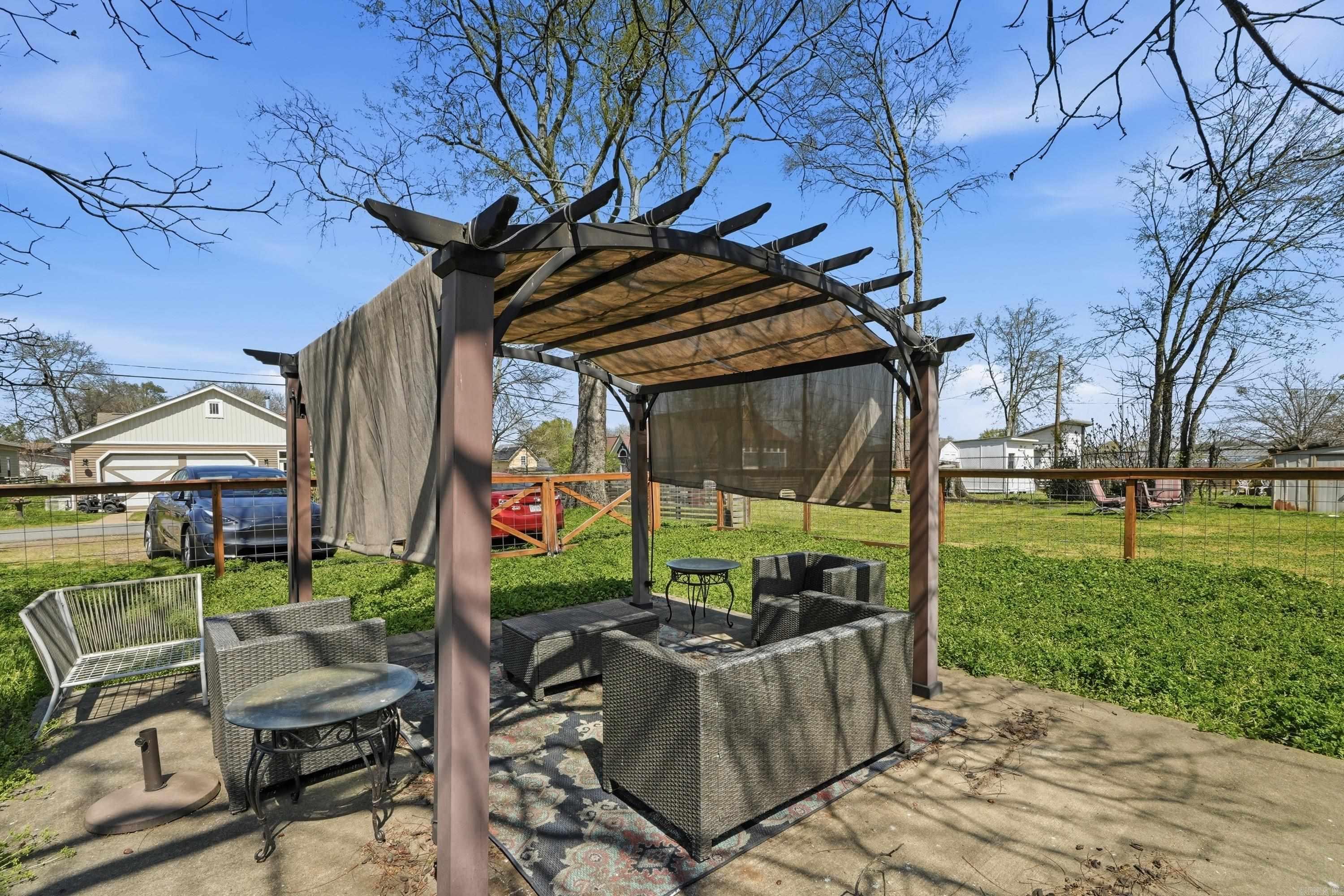 614 E 17th  Little Rock, AR