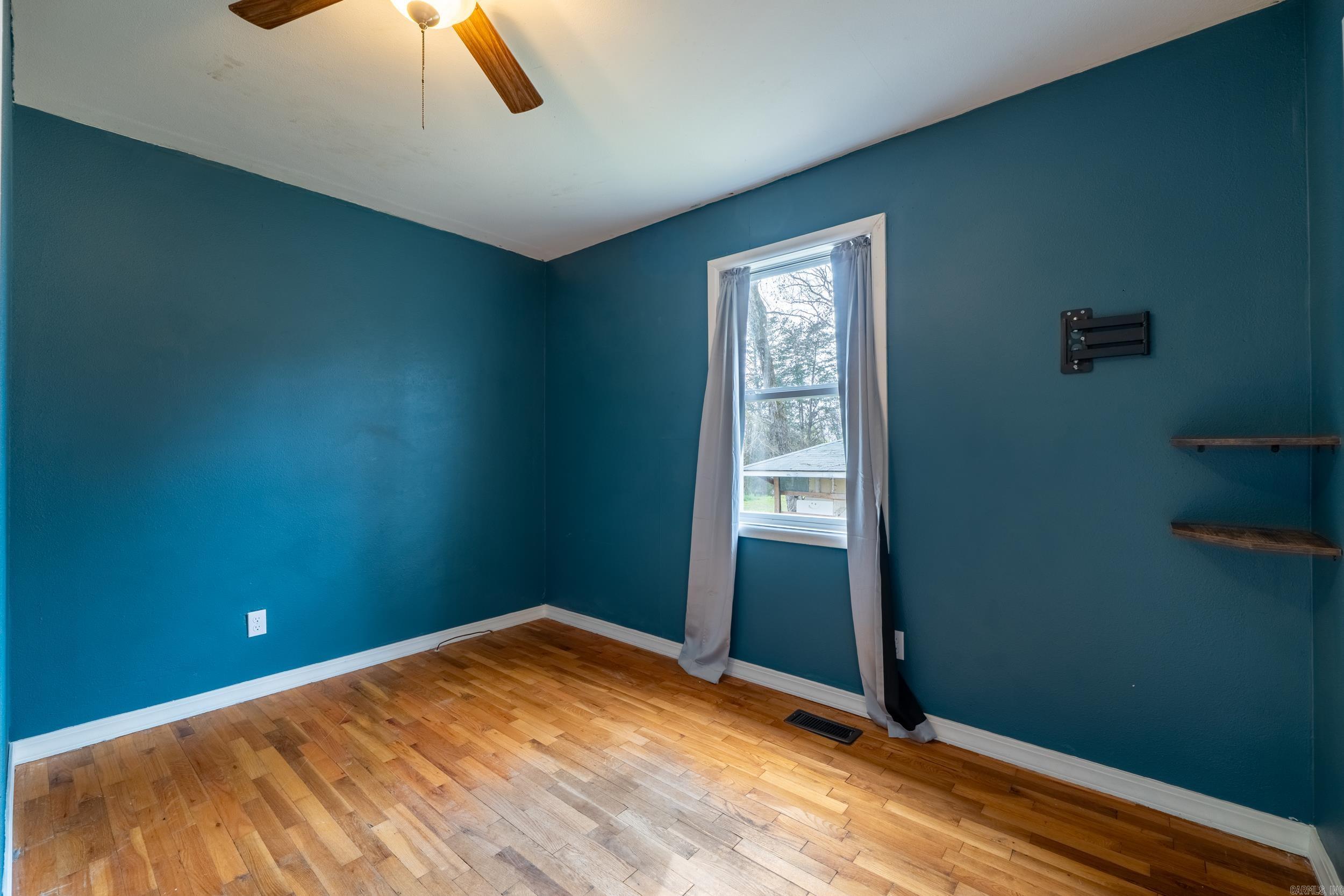 1813 Ford Dr.  Clarksville, AR