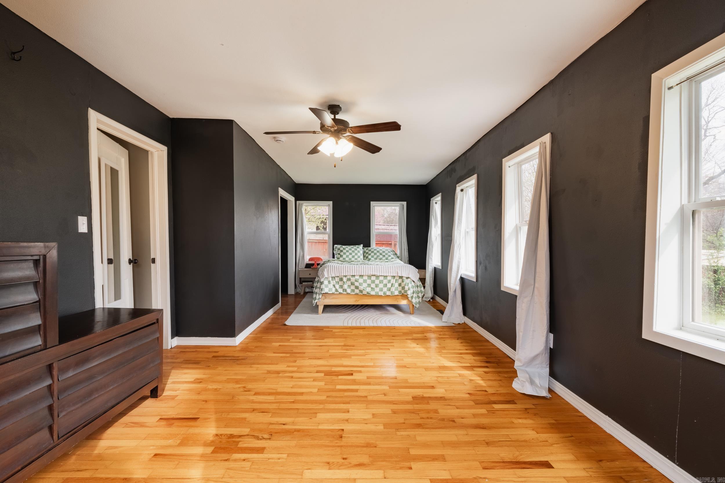 1813 Ford Dr.  Clarksville, AR