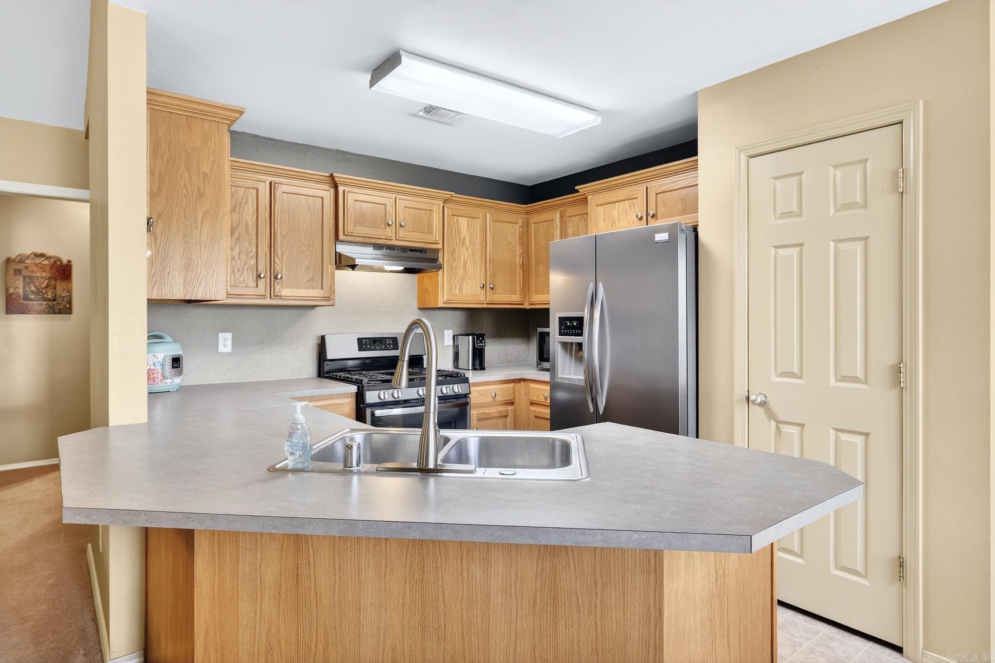 2002 Auburn Hills  Benton, AR