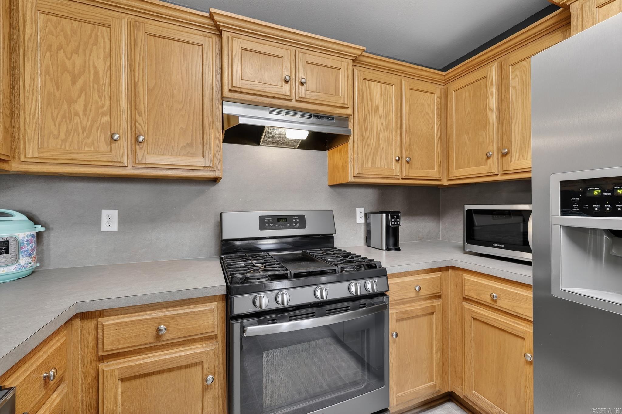 2002 Auburn Hills  Benton, AR