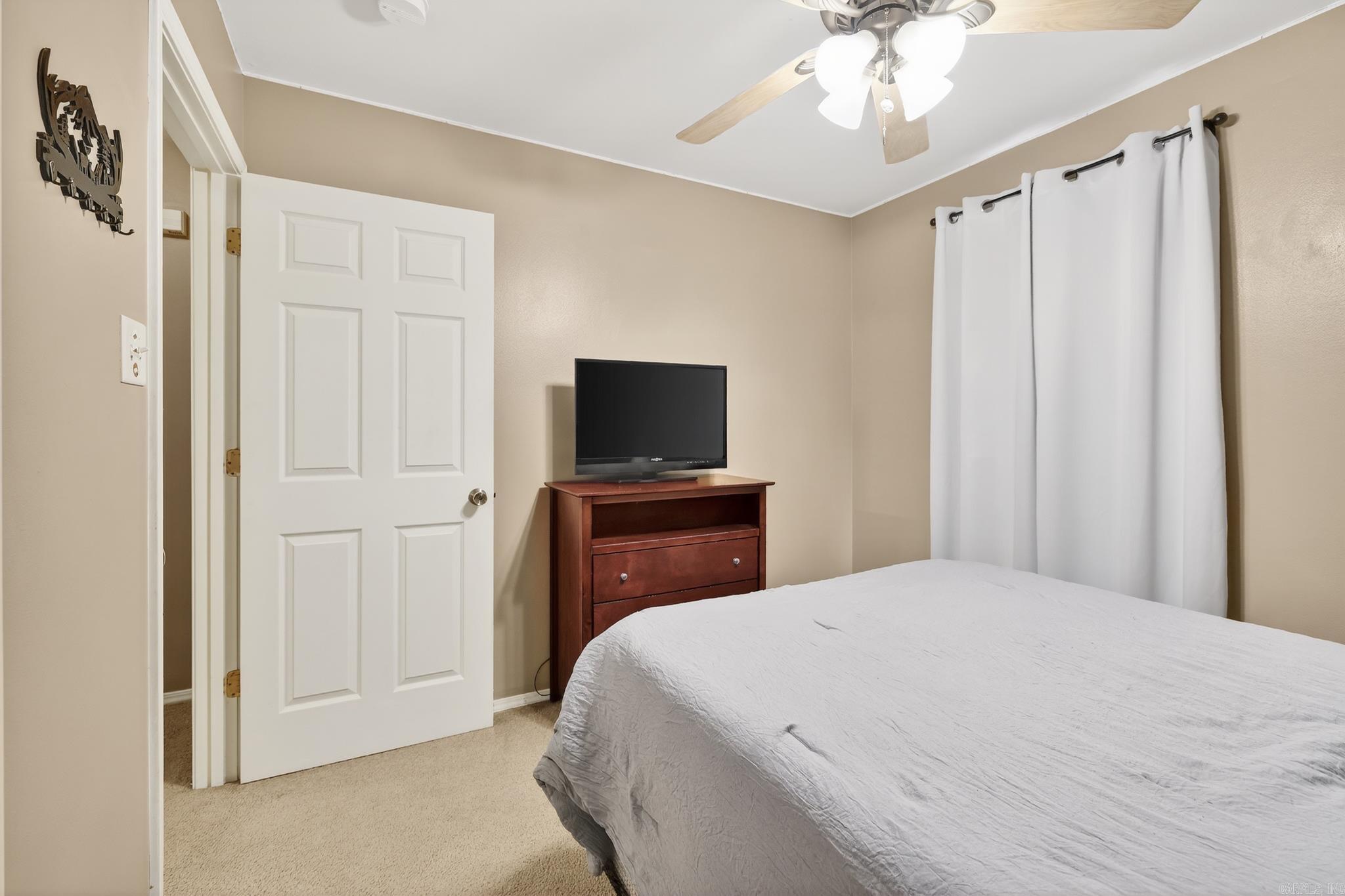 2002 Auburn Hills  Benton, AR