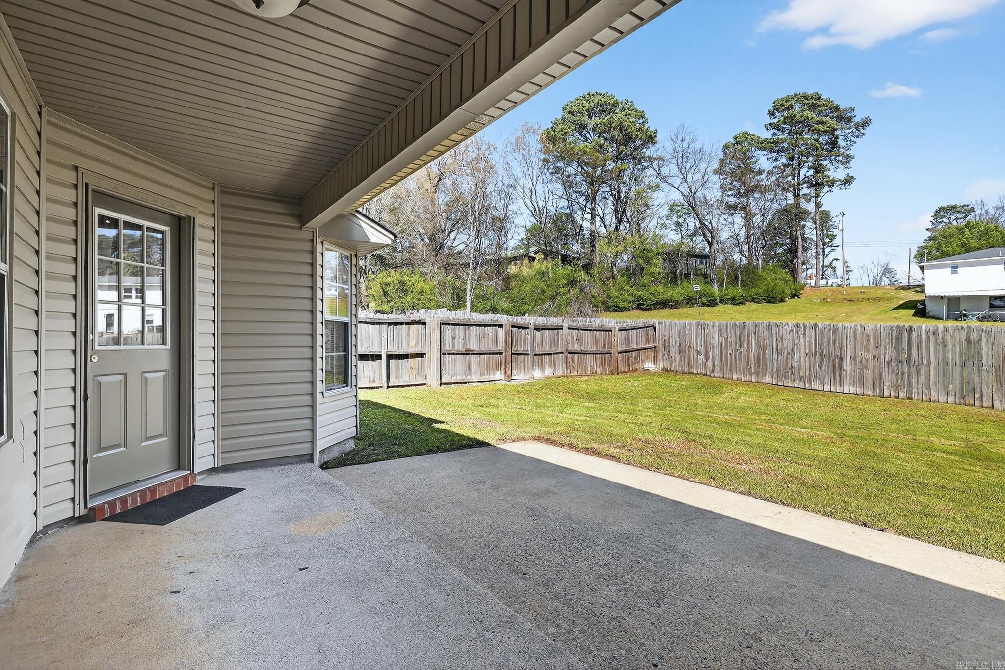 2002 Auburn Hills  Benton, AR