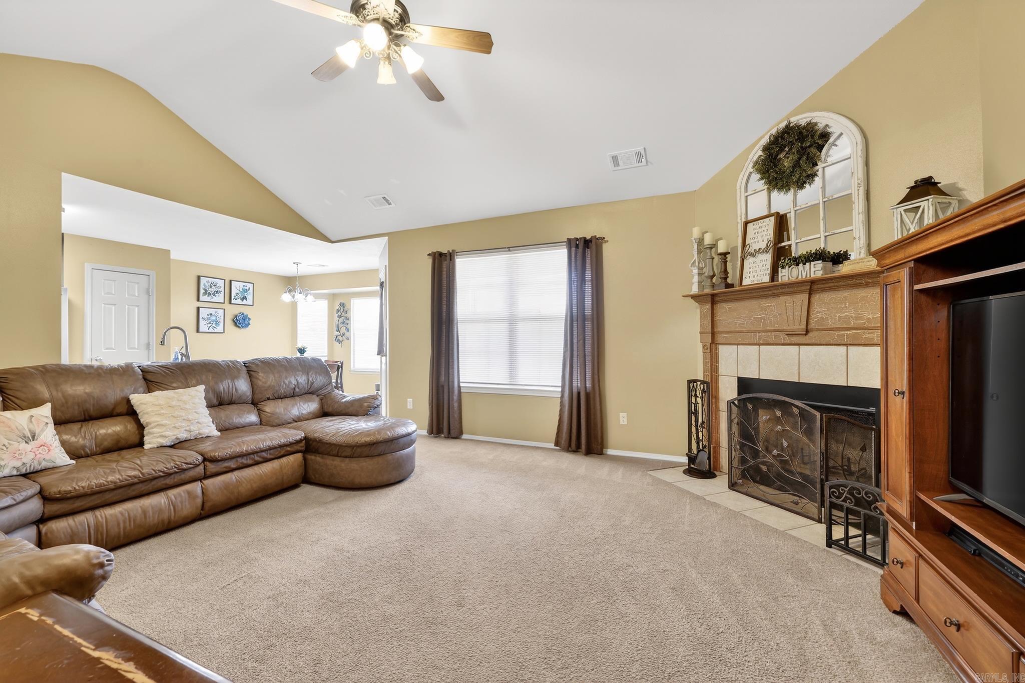 2002 Auburn Hills  Benton, AR