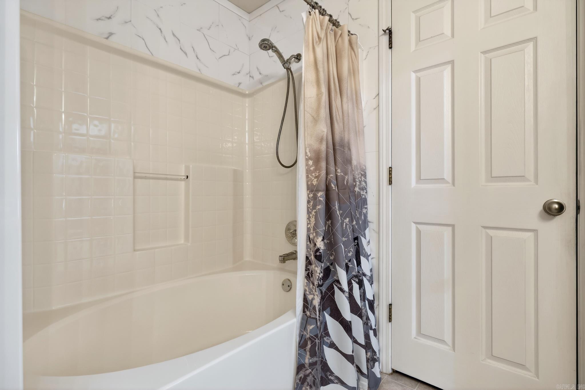 2002 Auburn Hills  Benton, AR