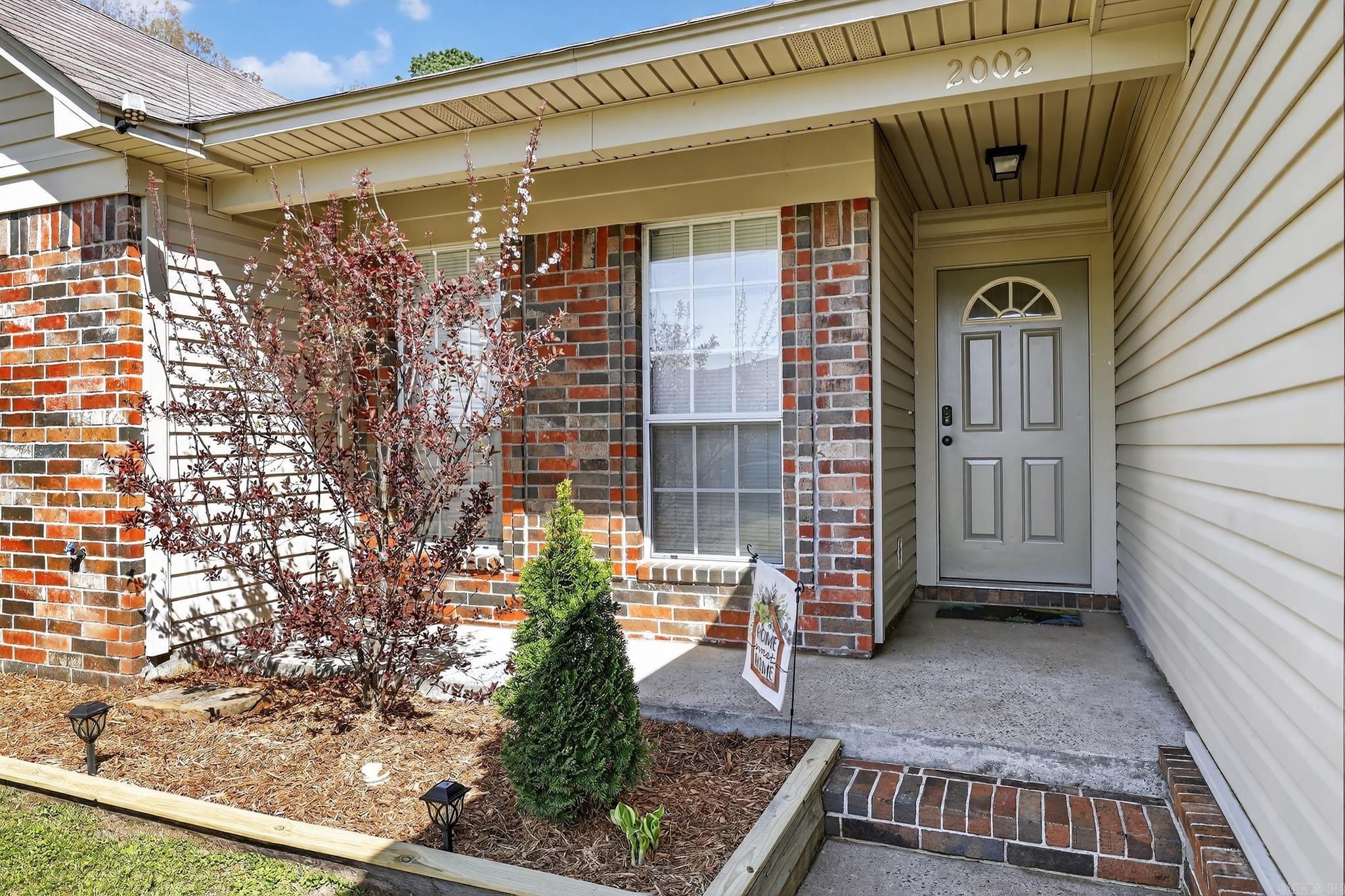 2002 Auburn Hills  Benton, AR