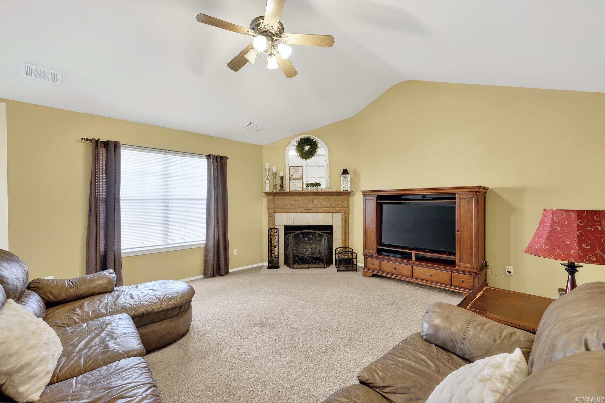 2002 Auburn Hills  Benton, AR