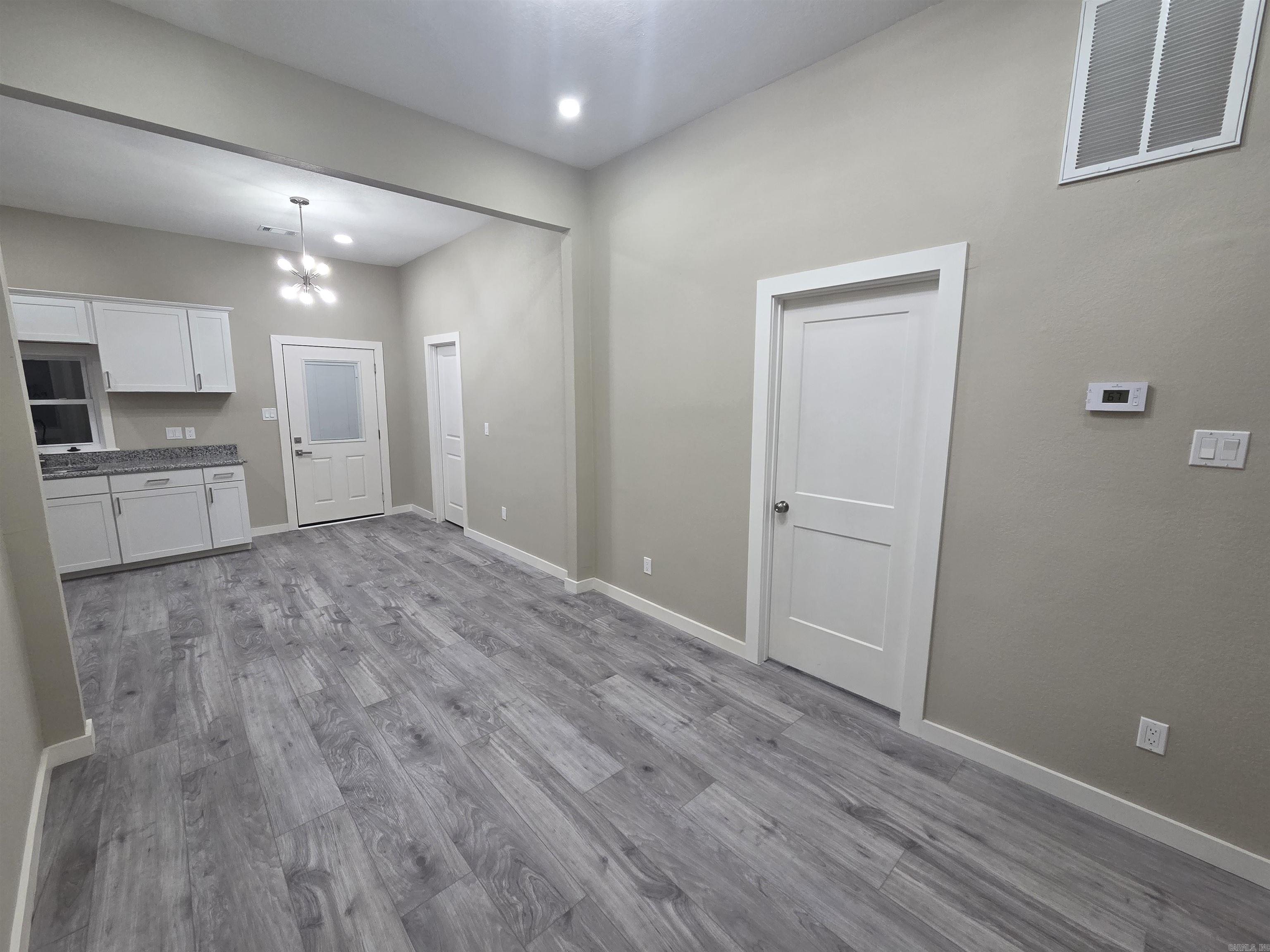 2411 S Schiller  Little Rock, AR