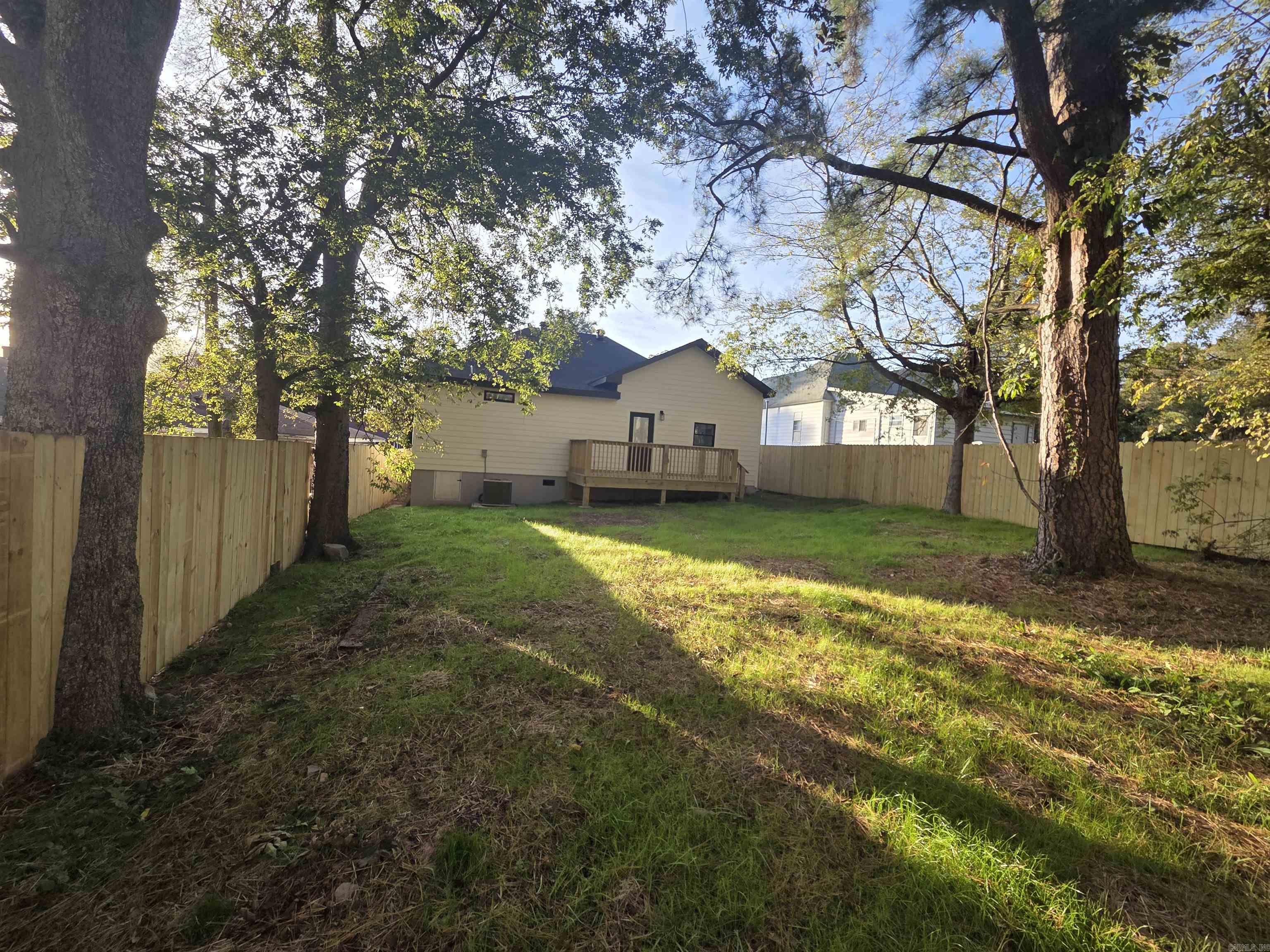 2411 S Schiller  Little Rock, AR