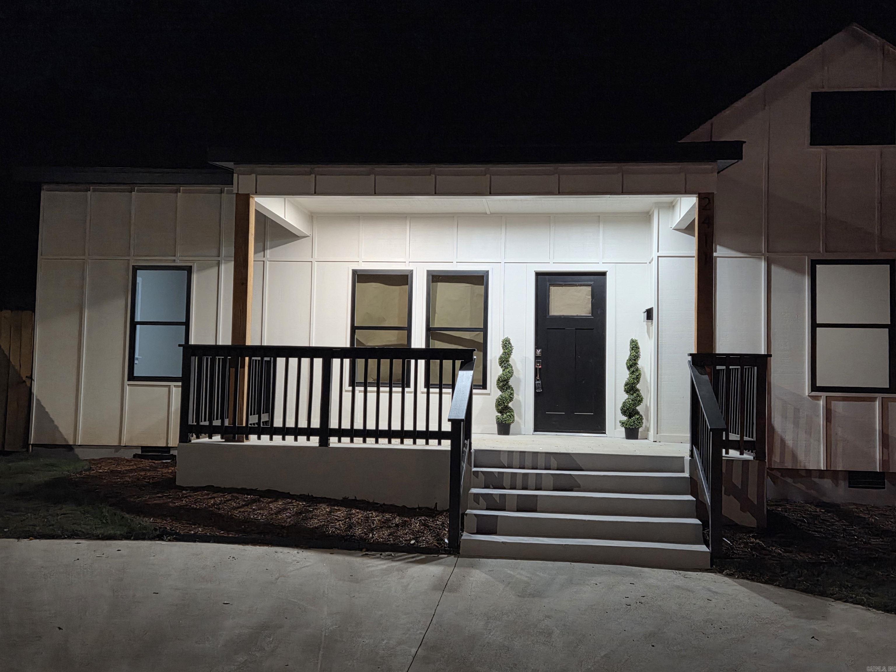 2411 S Schiller  Little Rock, AR