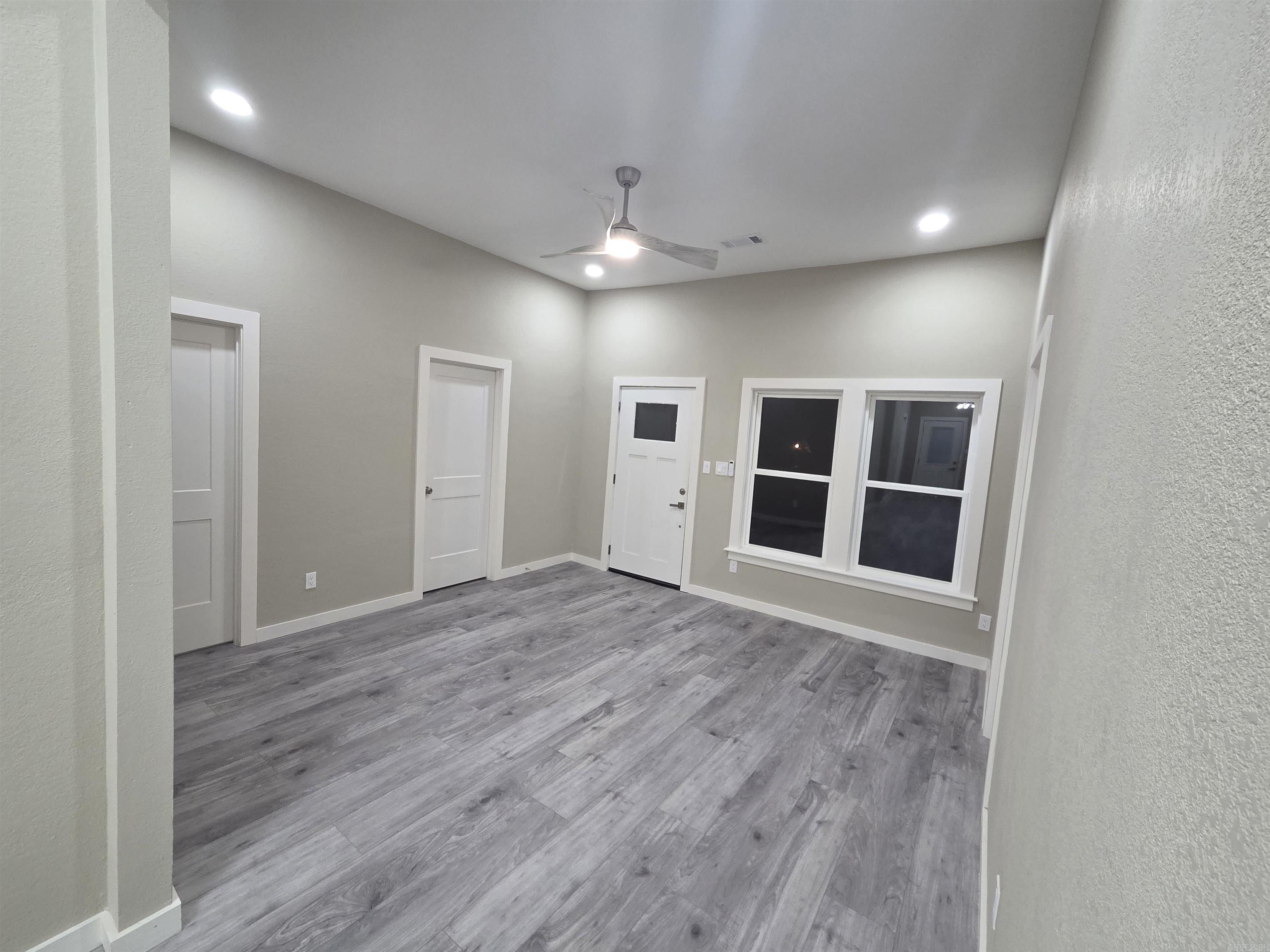 2411 S Schiller  Little Rock, AR