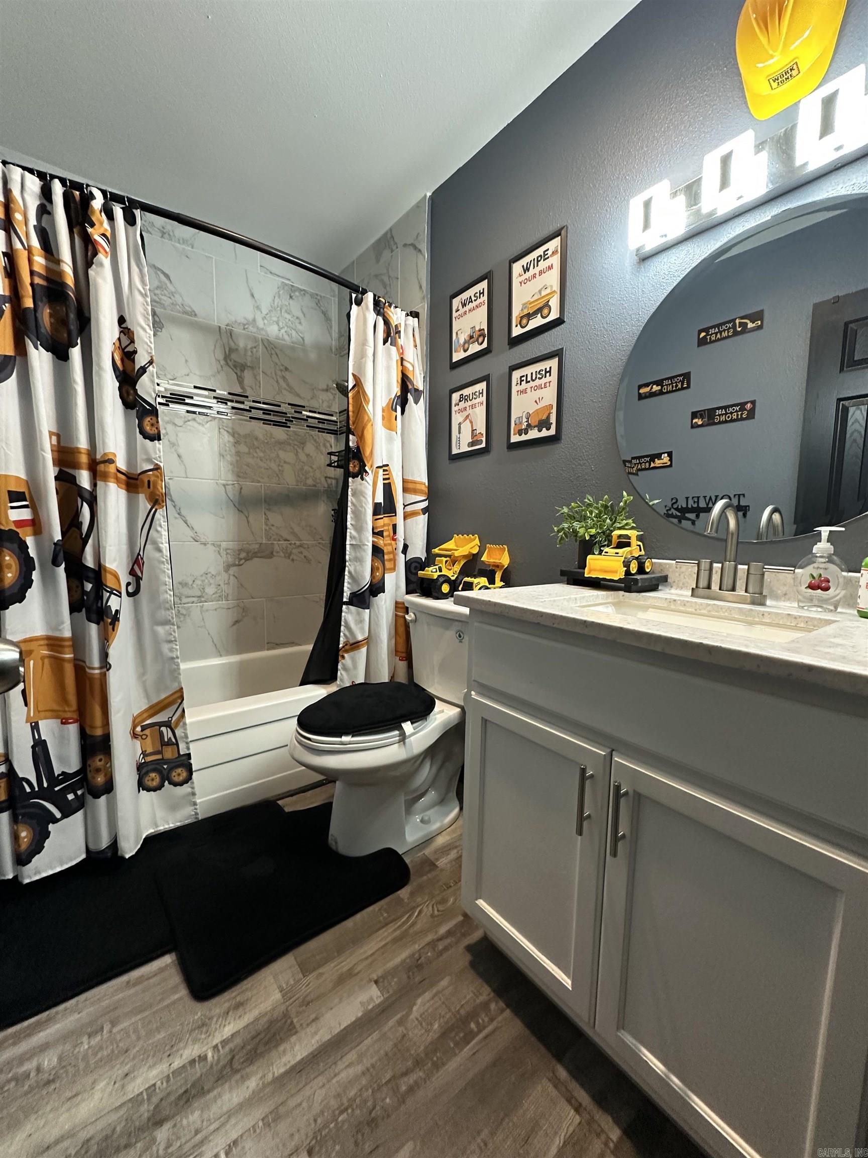 2707 Colonial  Pine Bluff, AR