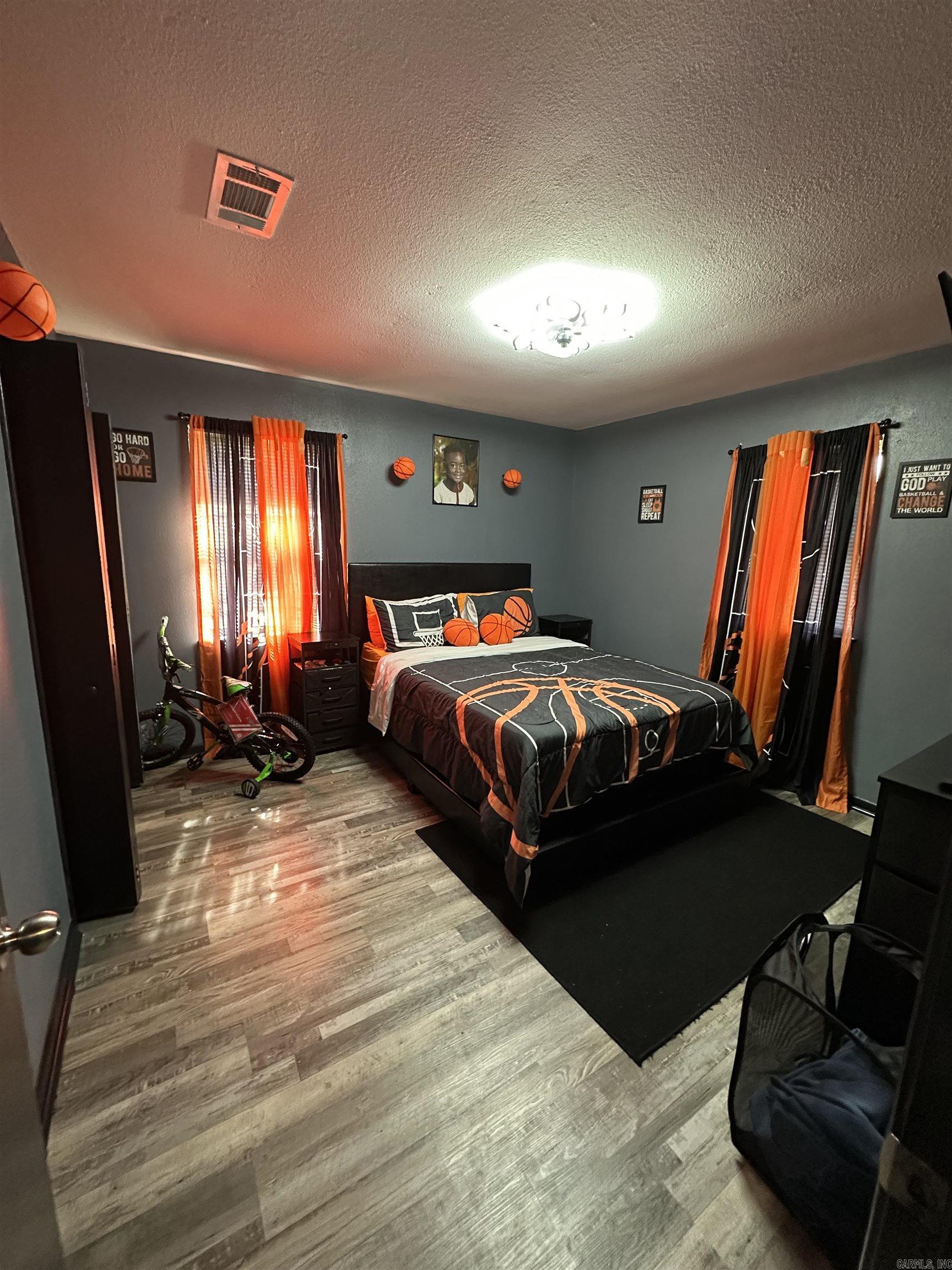 2707 Colonial  Pine Bluff, AR