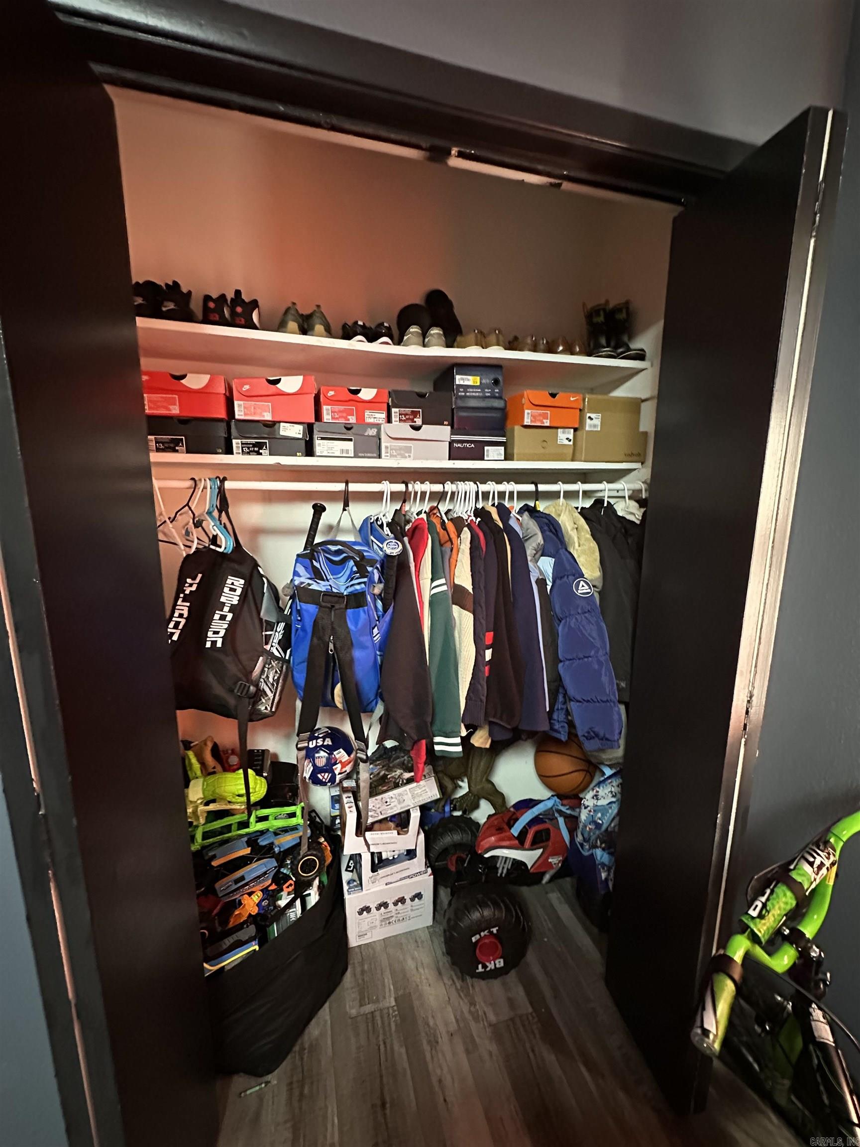 2707 Colonial  Pine Bluff, AR