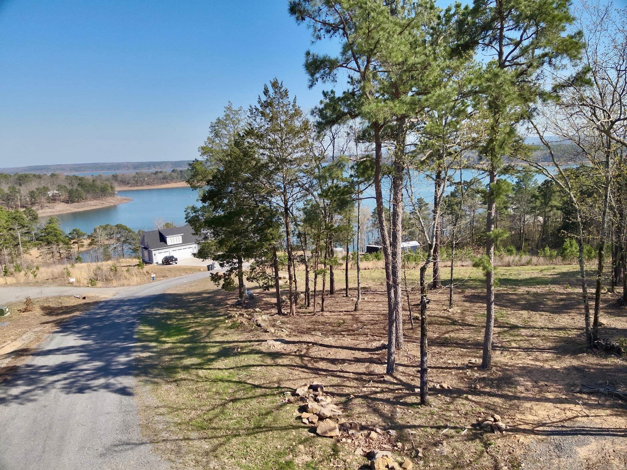 133 Sunrise  Fairfield Bay, AR