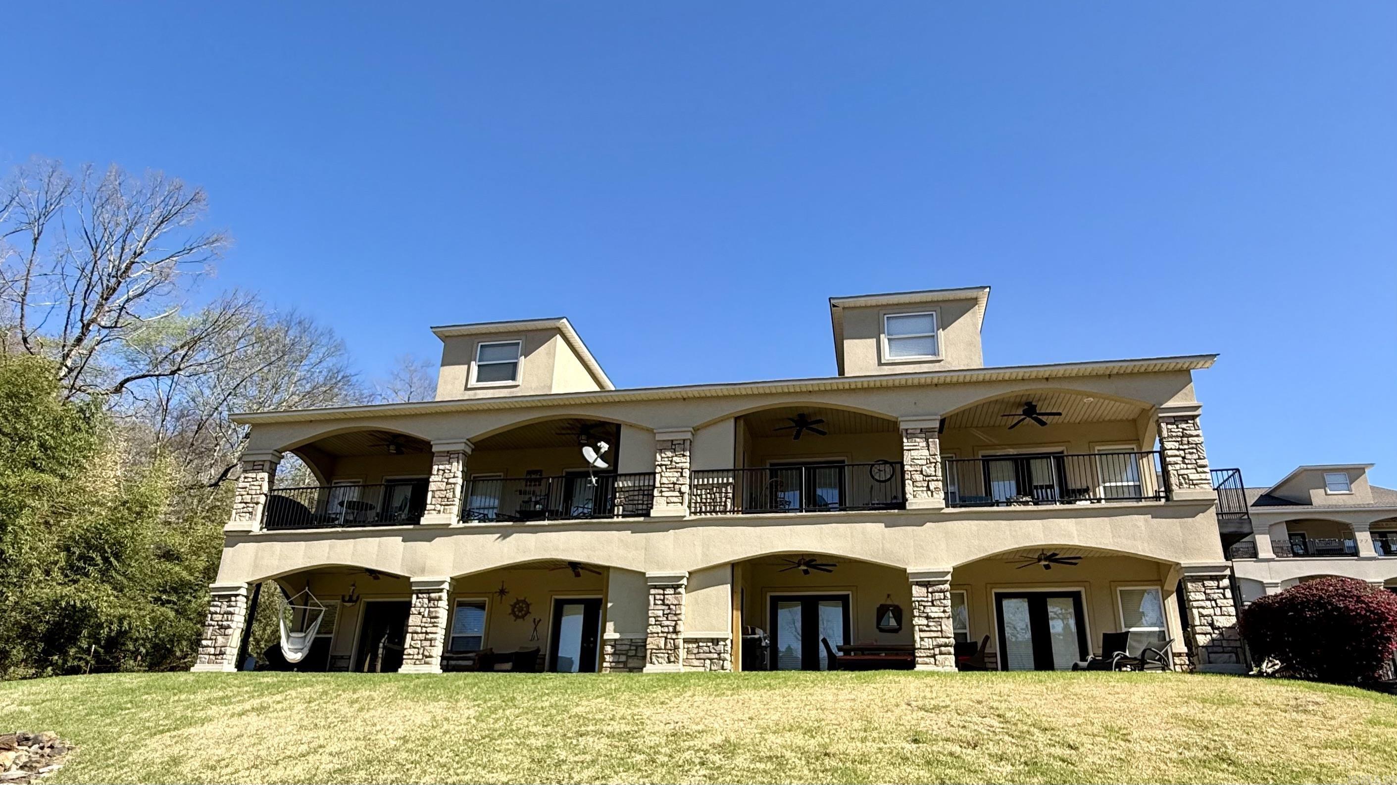 402 Halteria  Hot Springs, AR