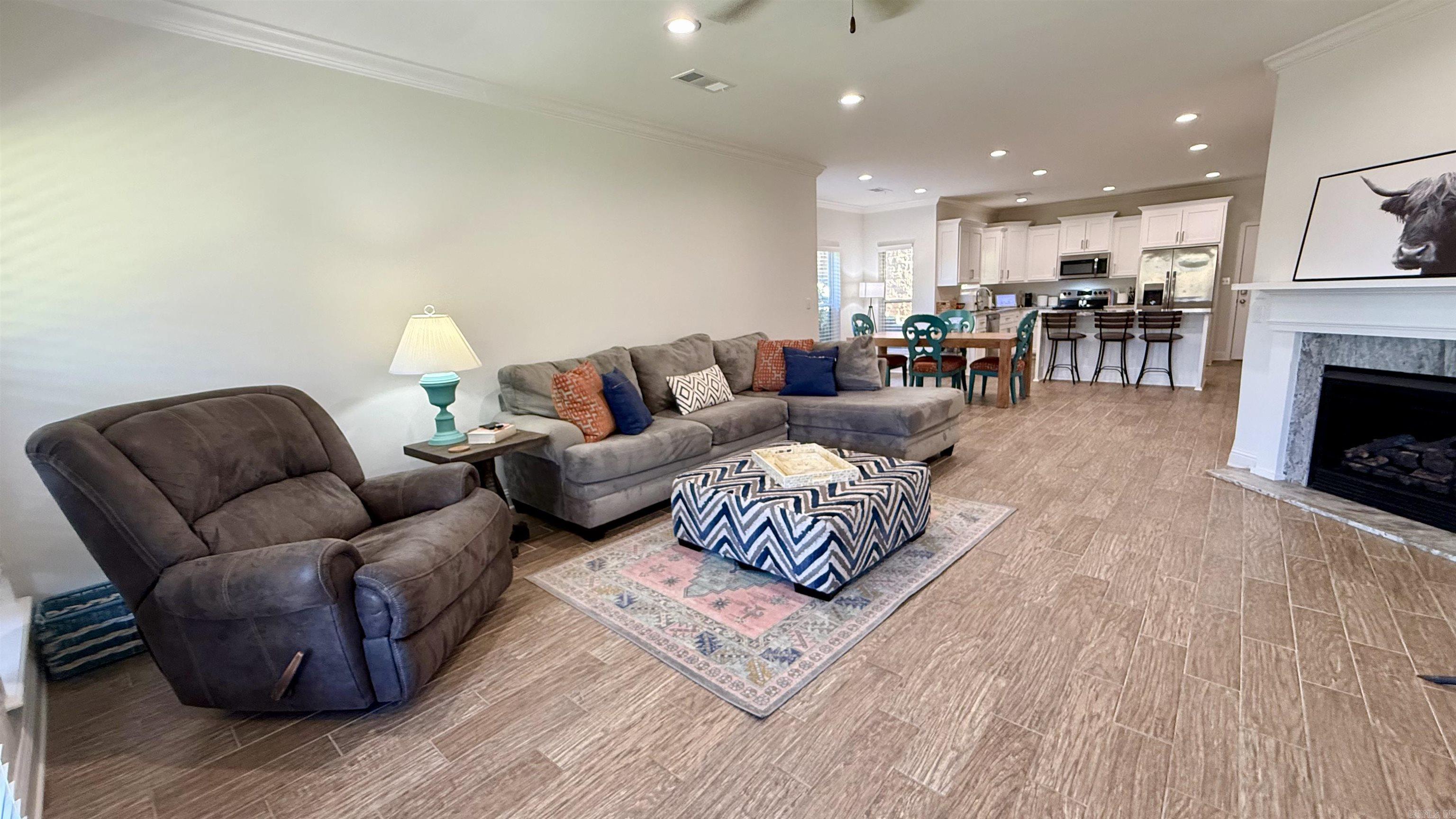 402 Halteria  Hot Springs, AR