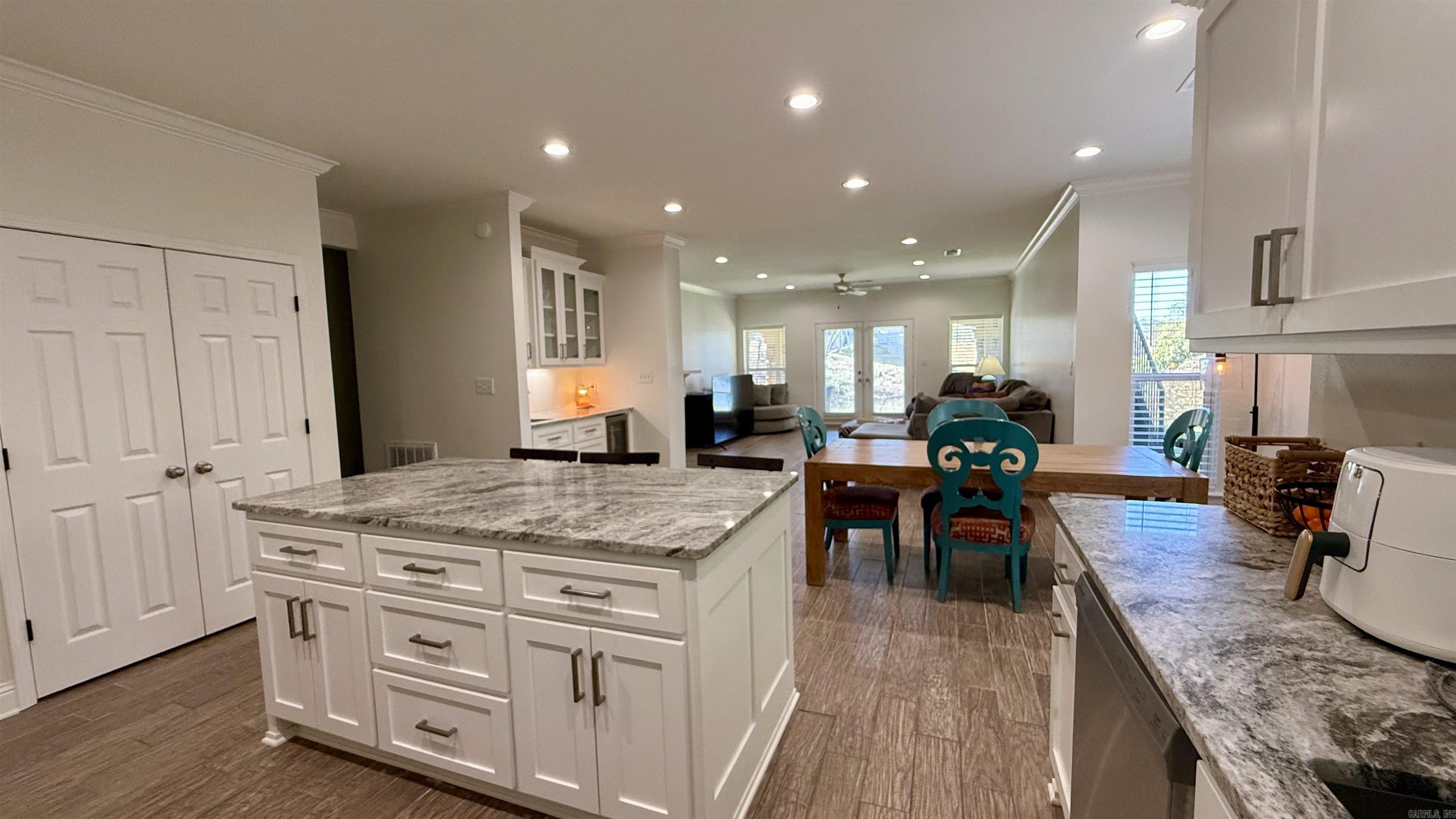 402 Halteria  Hot Springs, AR