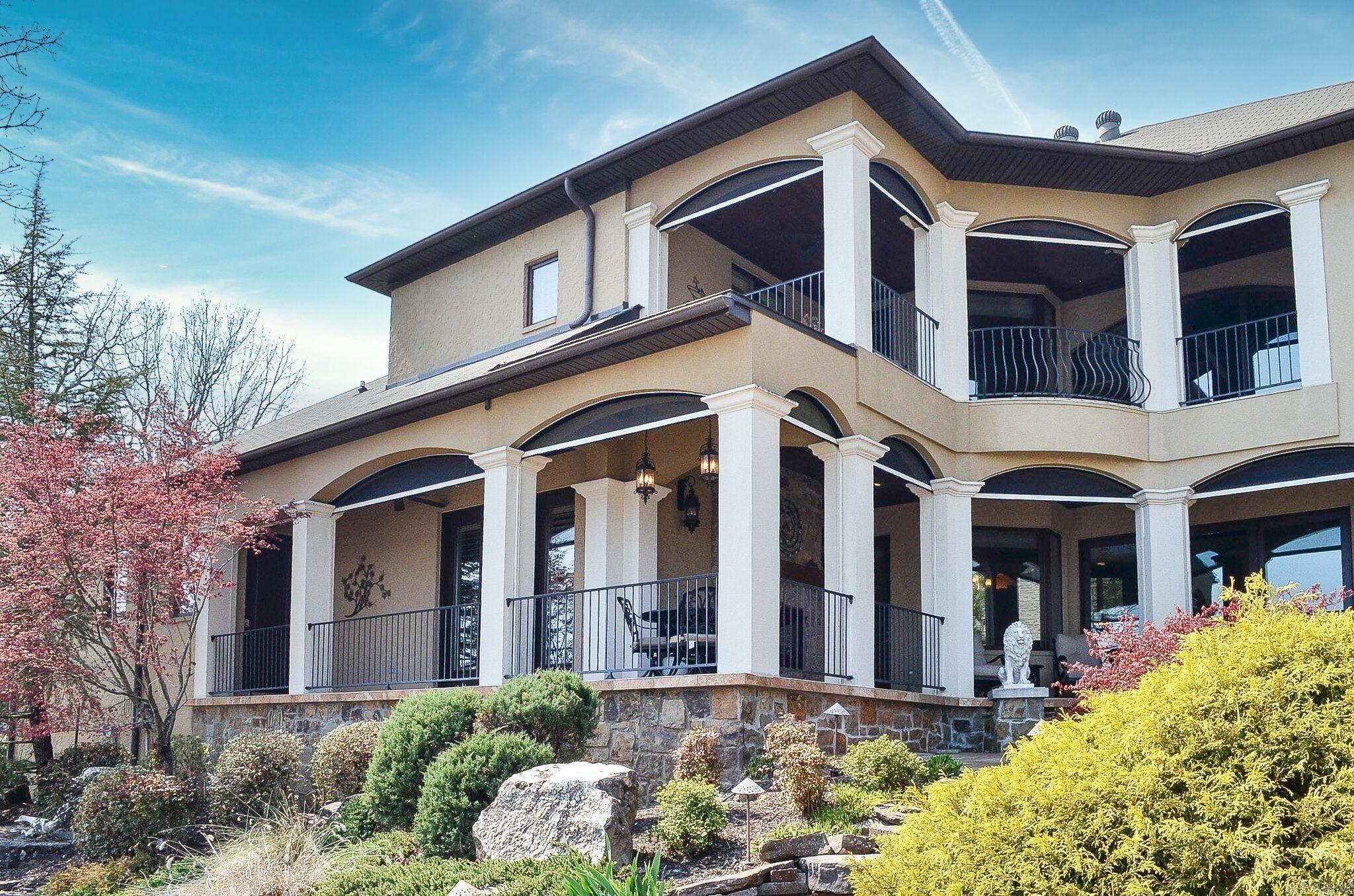 27 Docente  Hot Springs Village, AR