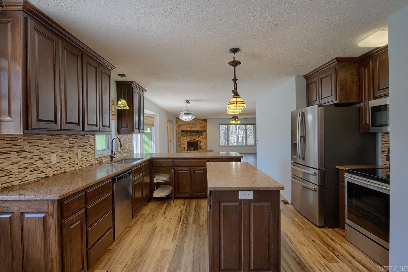 27 Murcia Way  Hot Springs Village, AR