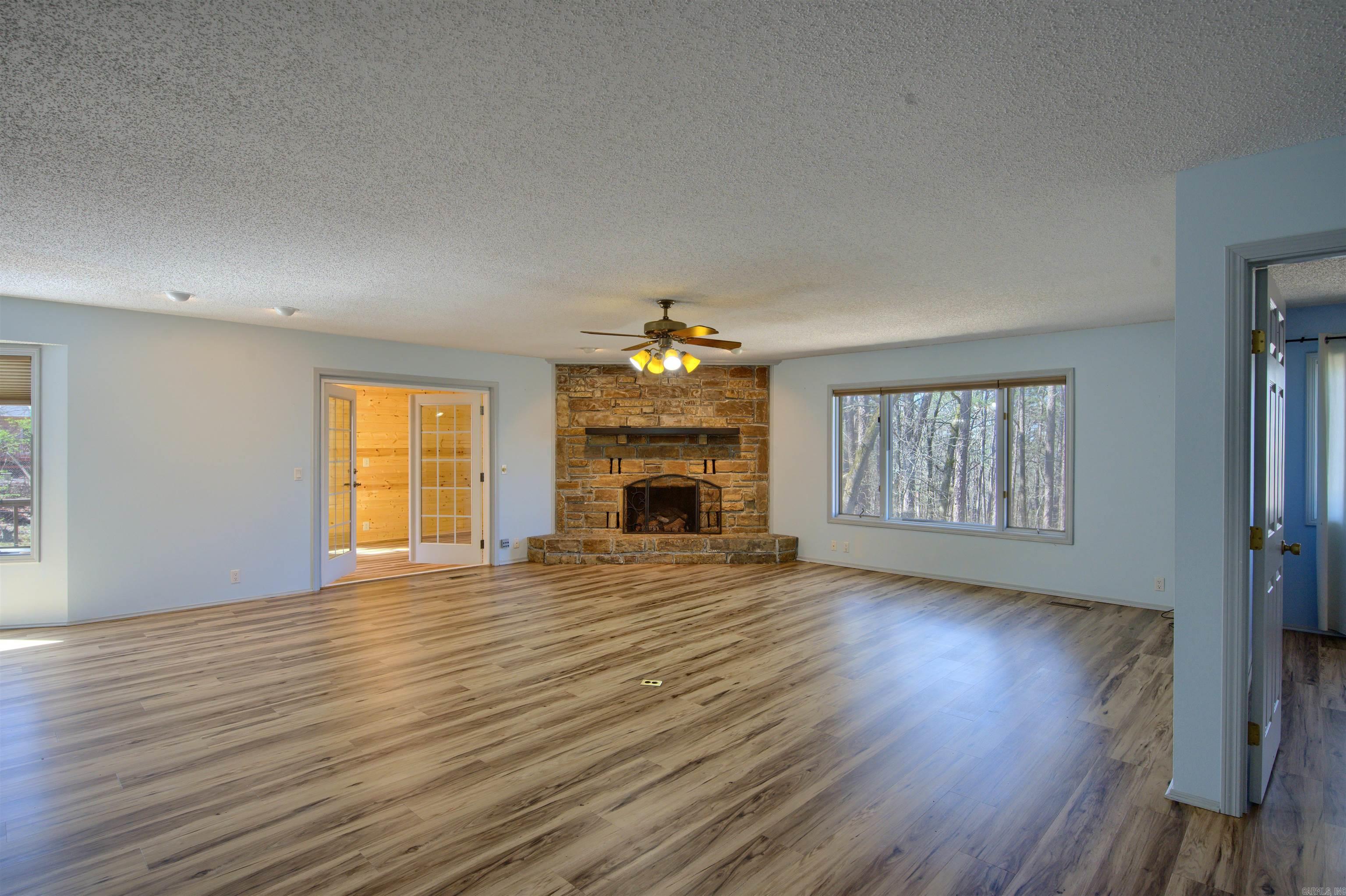 27 Murcia Way  Hot Springs Village, AR