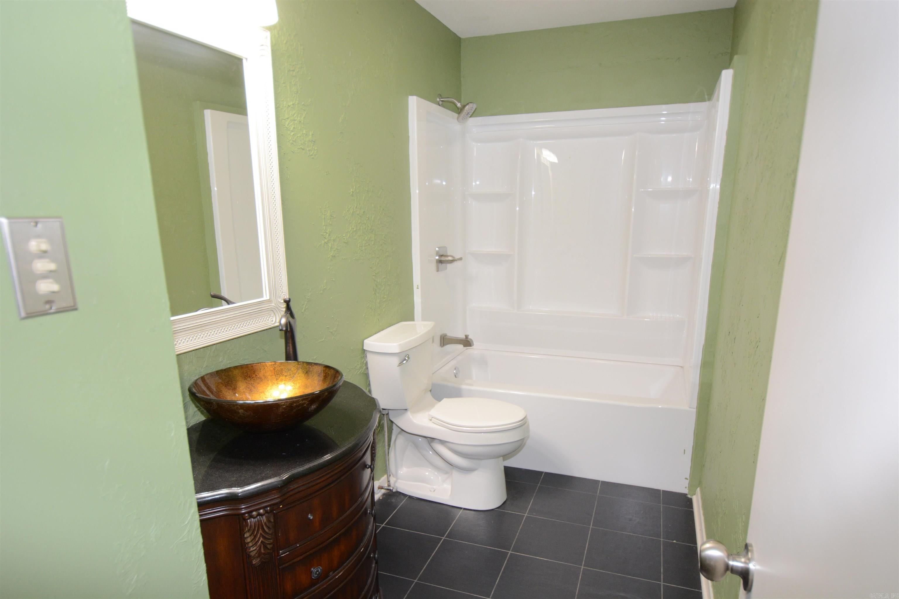 2311 LAKESHORE  Hot Springs, AR