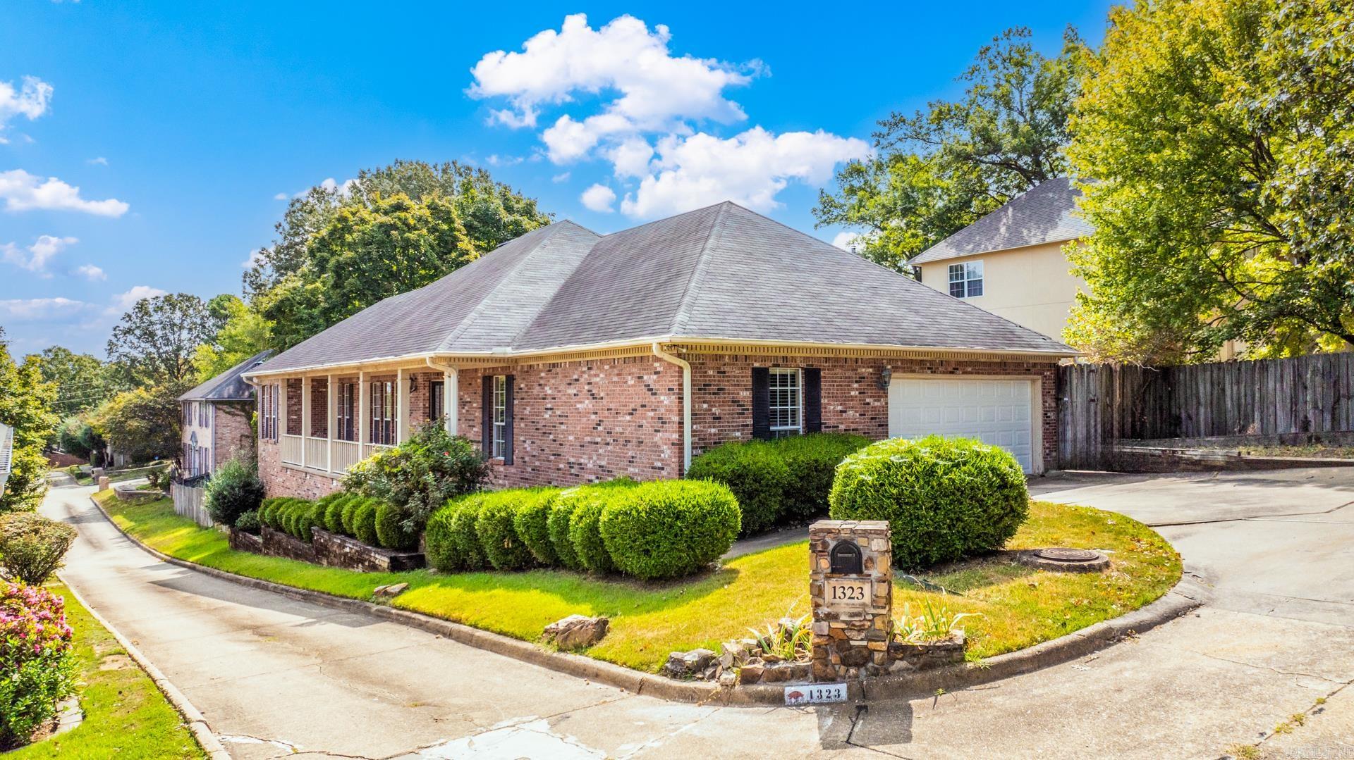 1323 Gleneagles  Little Rock, AR