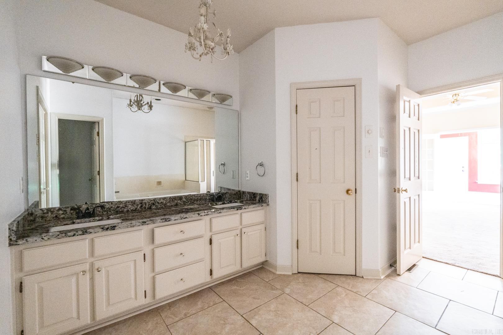 1323 Gleneagles  Little Rock, AR