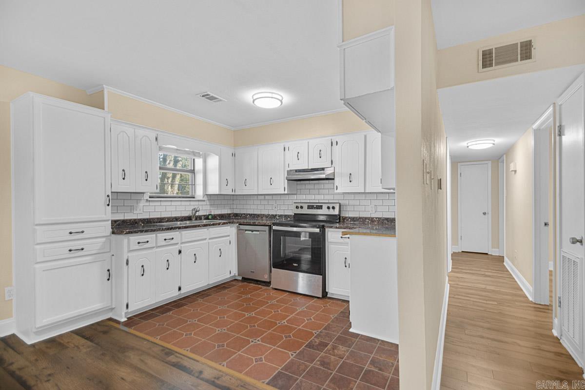 64 St. John  Cabot, AR