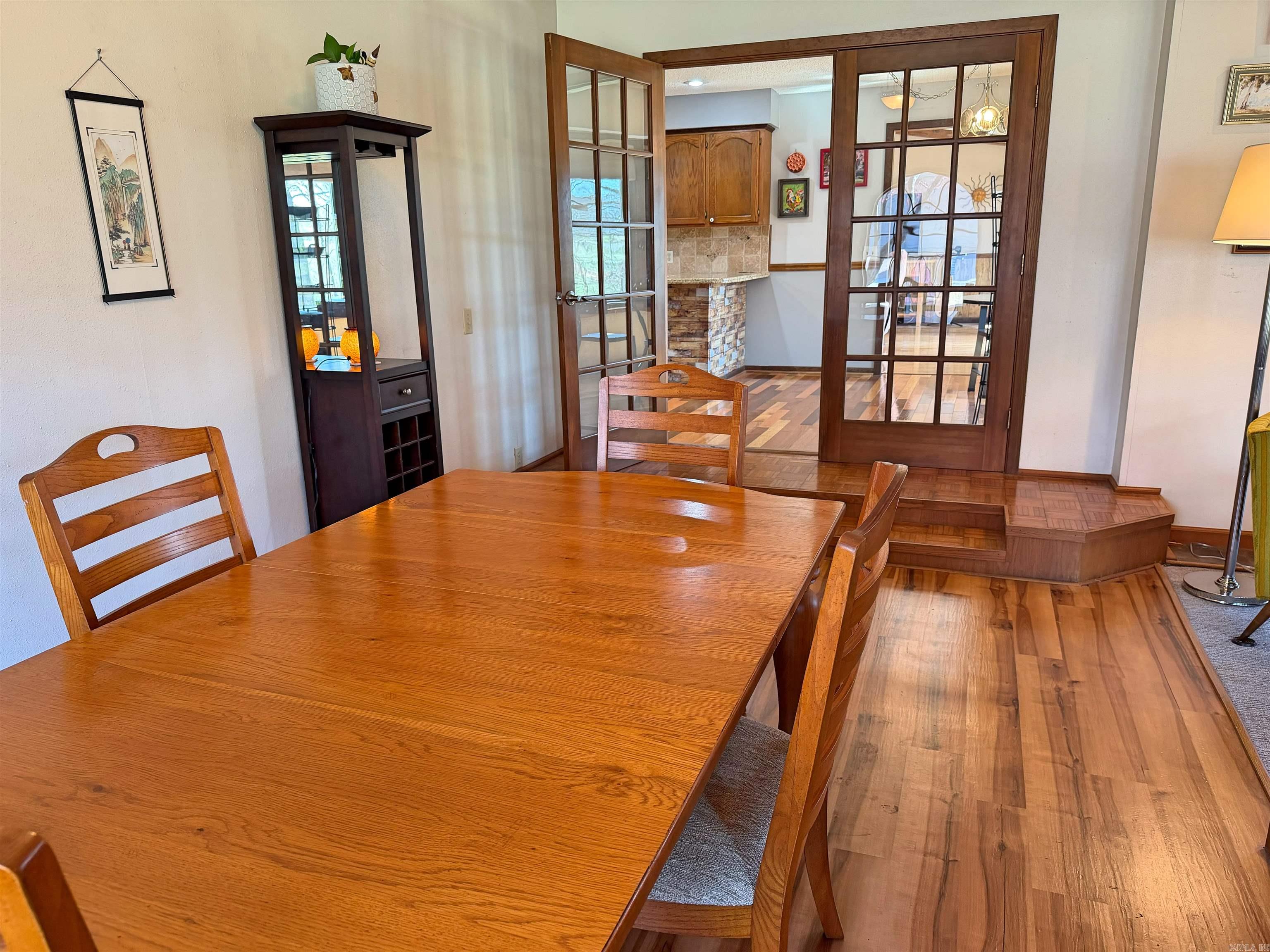 812 Pitard  Mountain View, AR