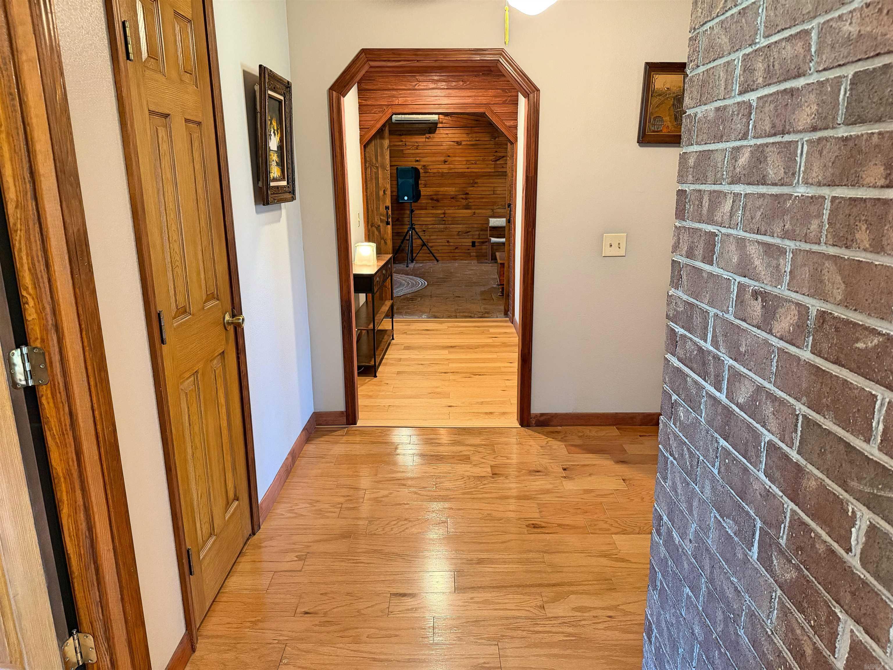 812 Pitard  Mountain View, AR