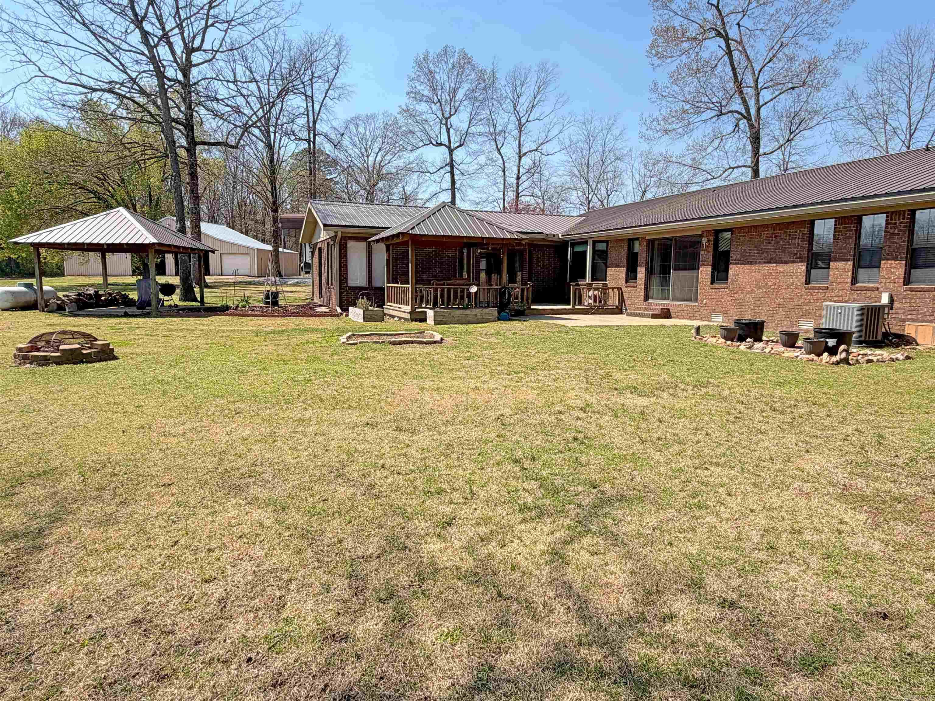 812 Pitard  Mountain View, AR