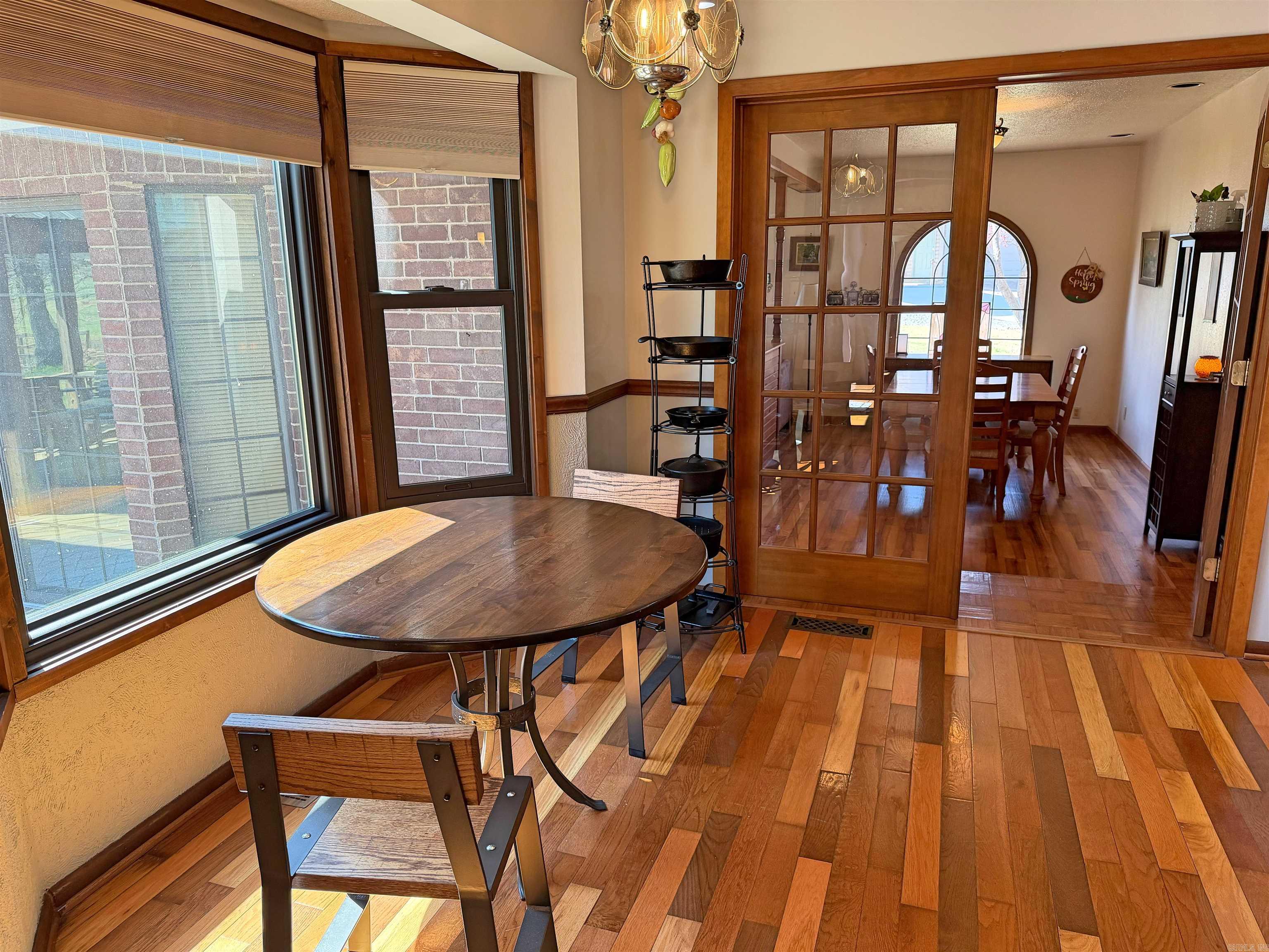 812 Pitard  Mountain View, AR