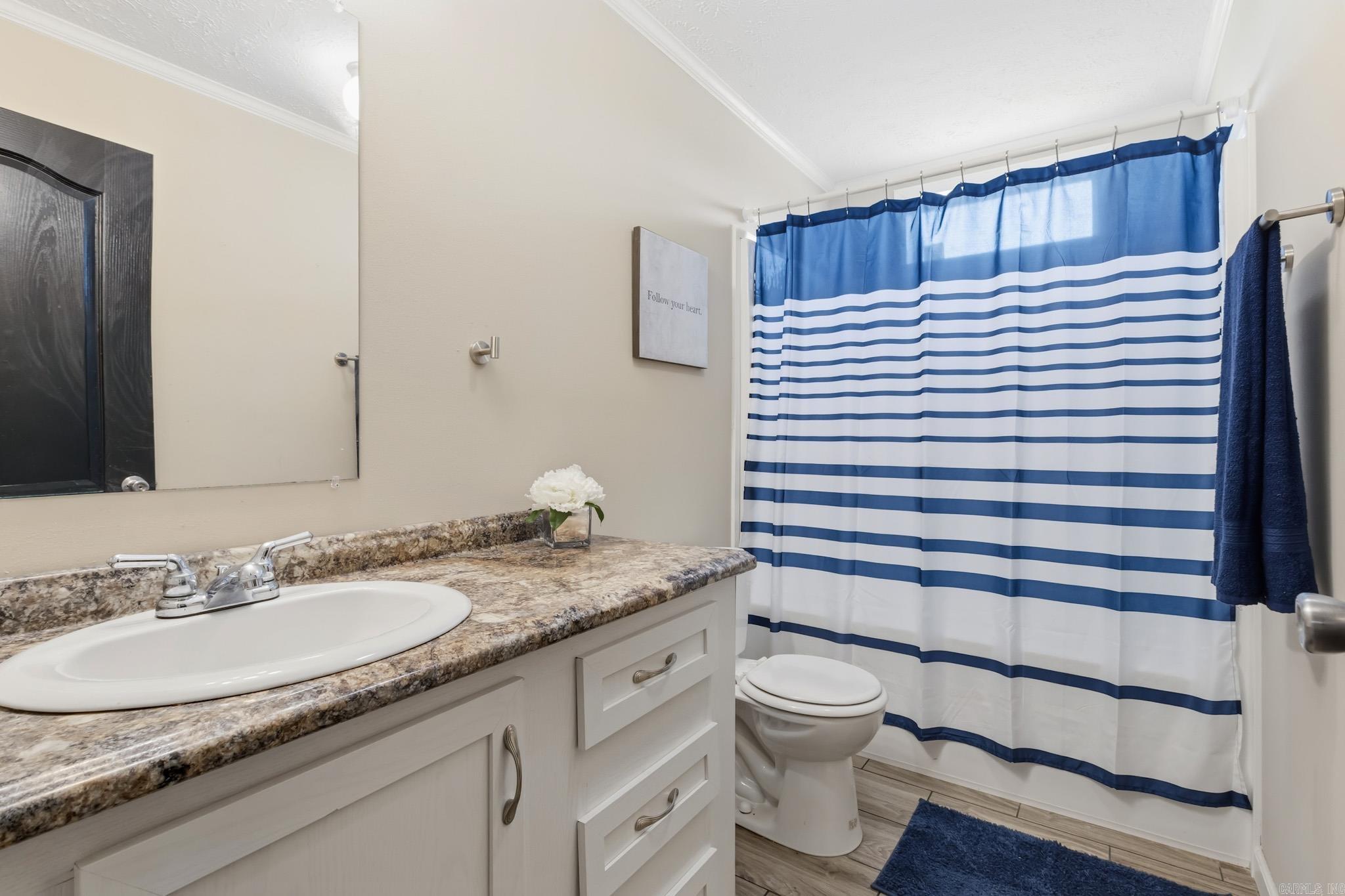 160 Oak Grove  Austin, AR