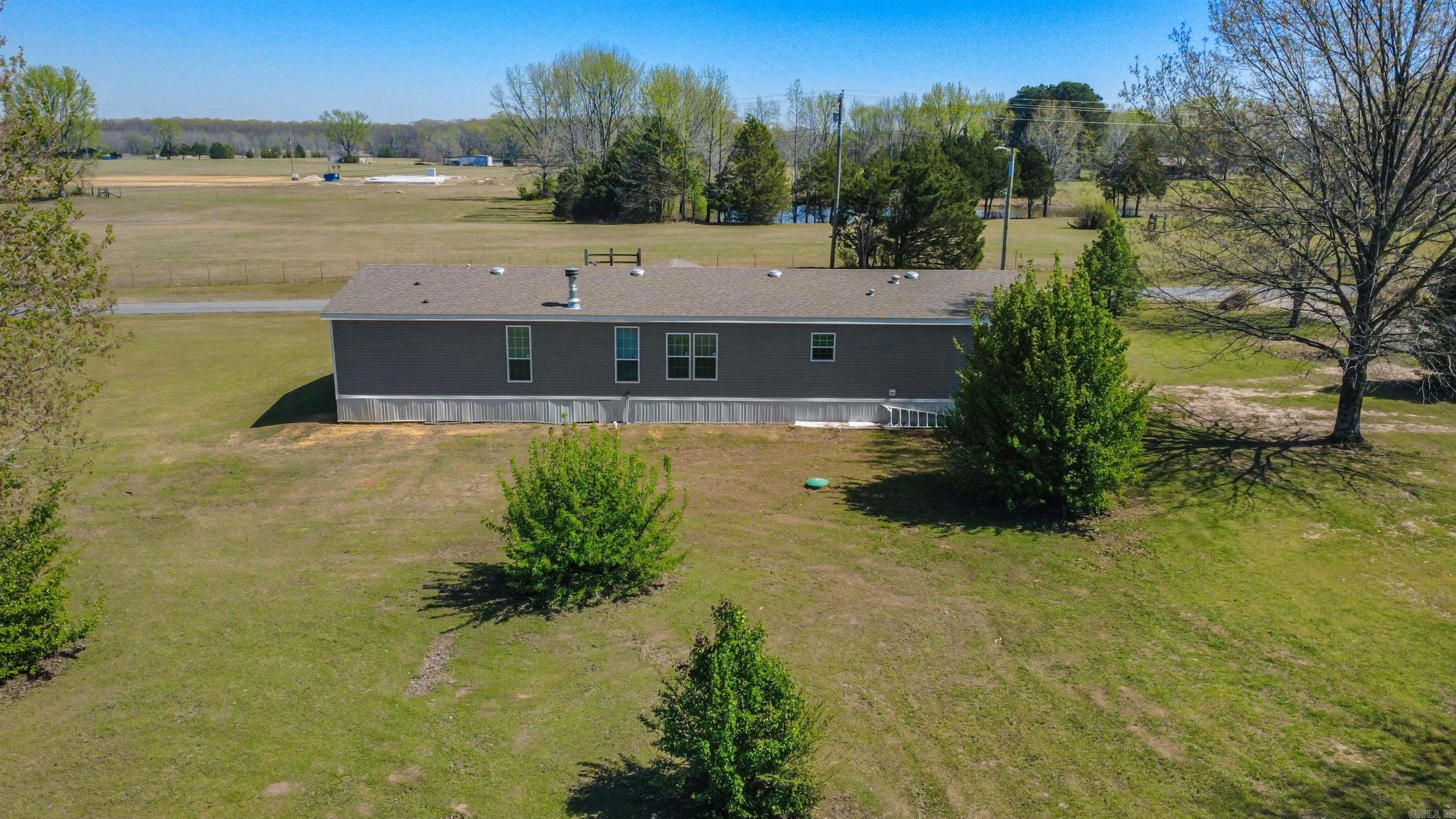 160 Oak Grove  Austin, AR