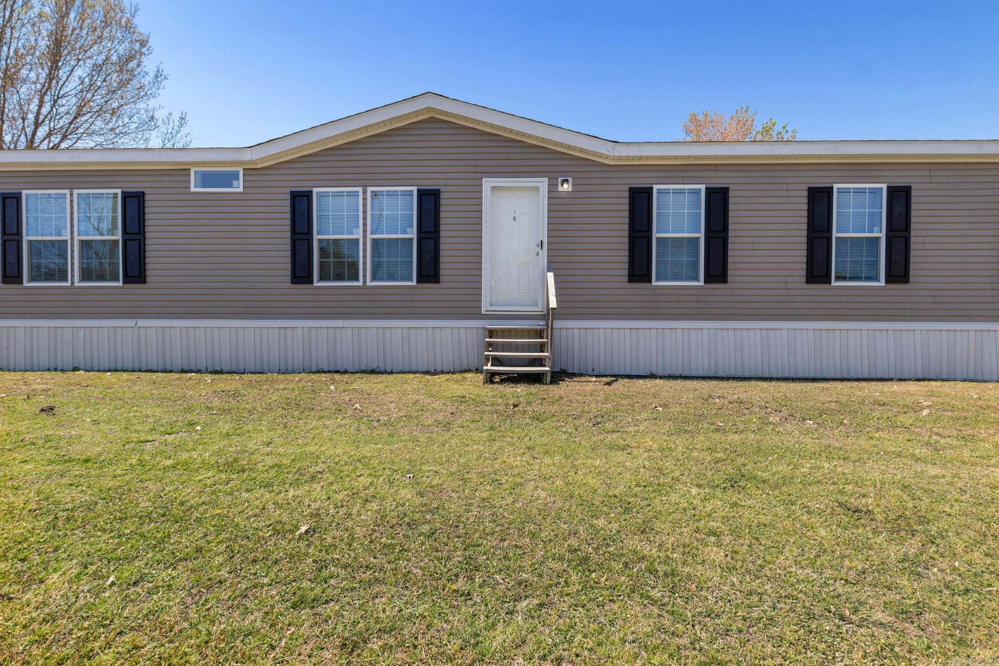 160 Oak Grove  Austin, AR