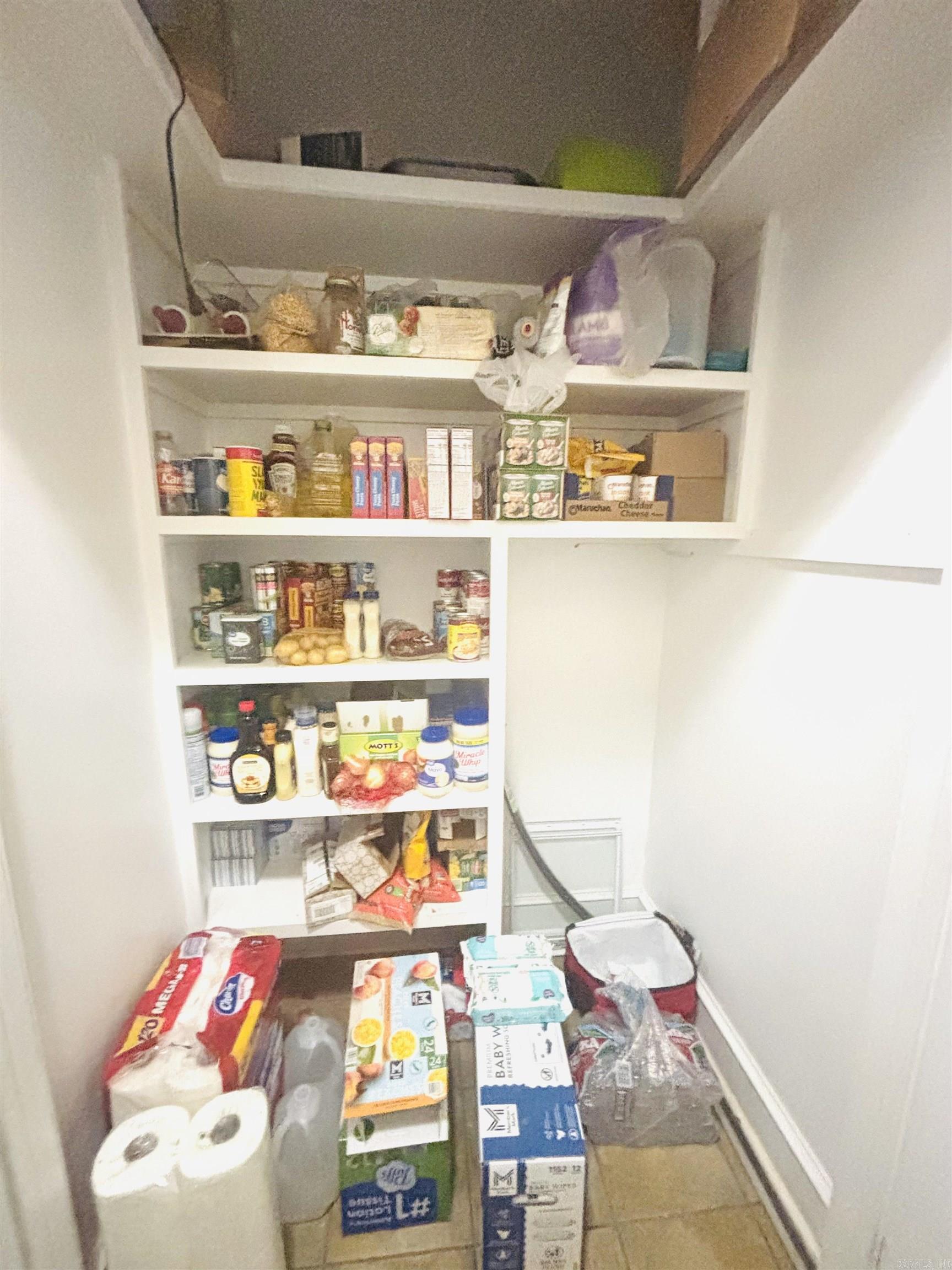 3 Dejarnett  Greenbrier, AR