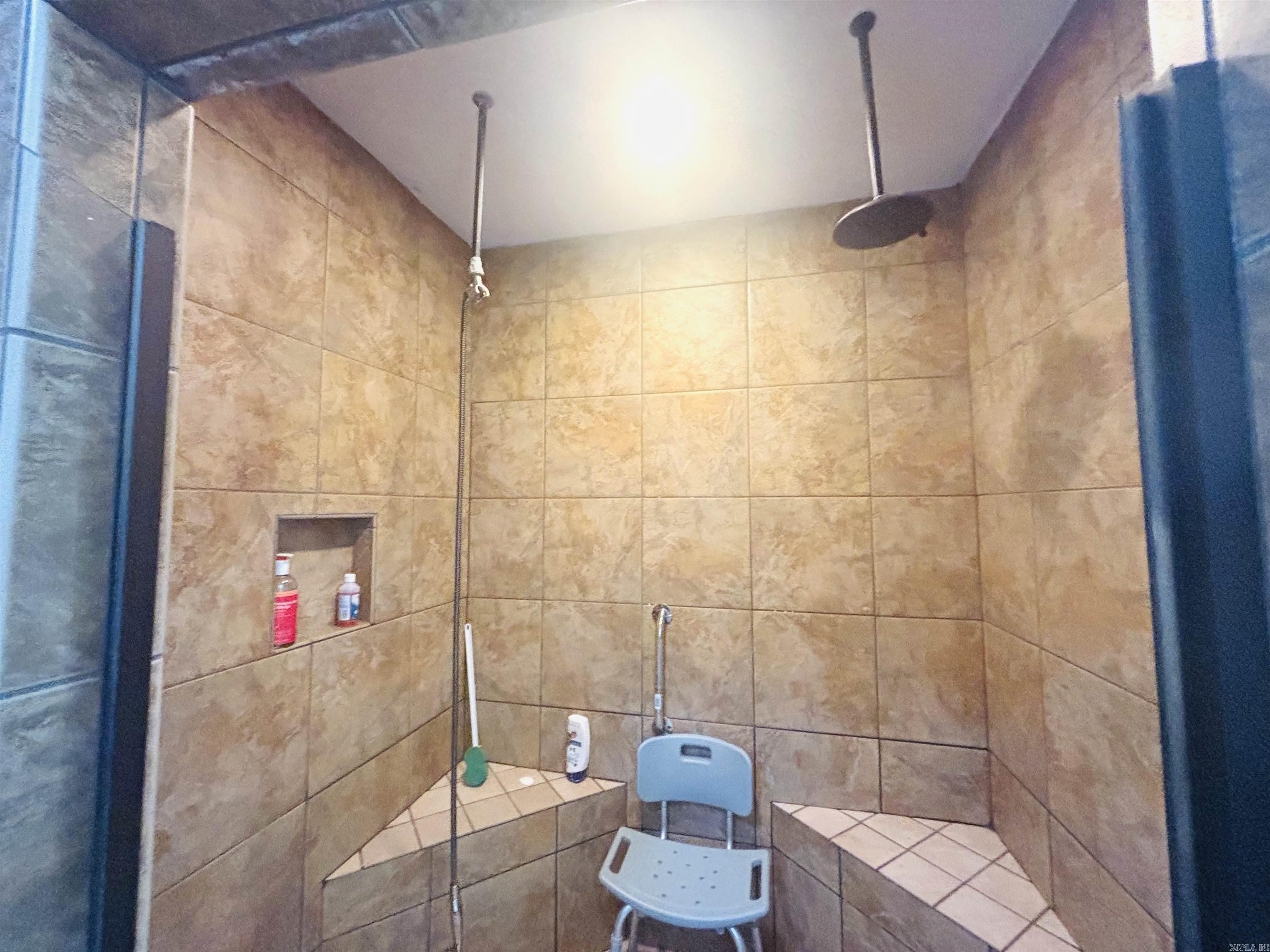 3 Dejarnett  Greenbrier, AR