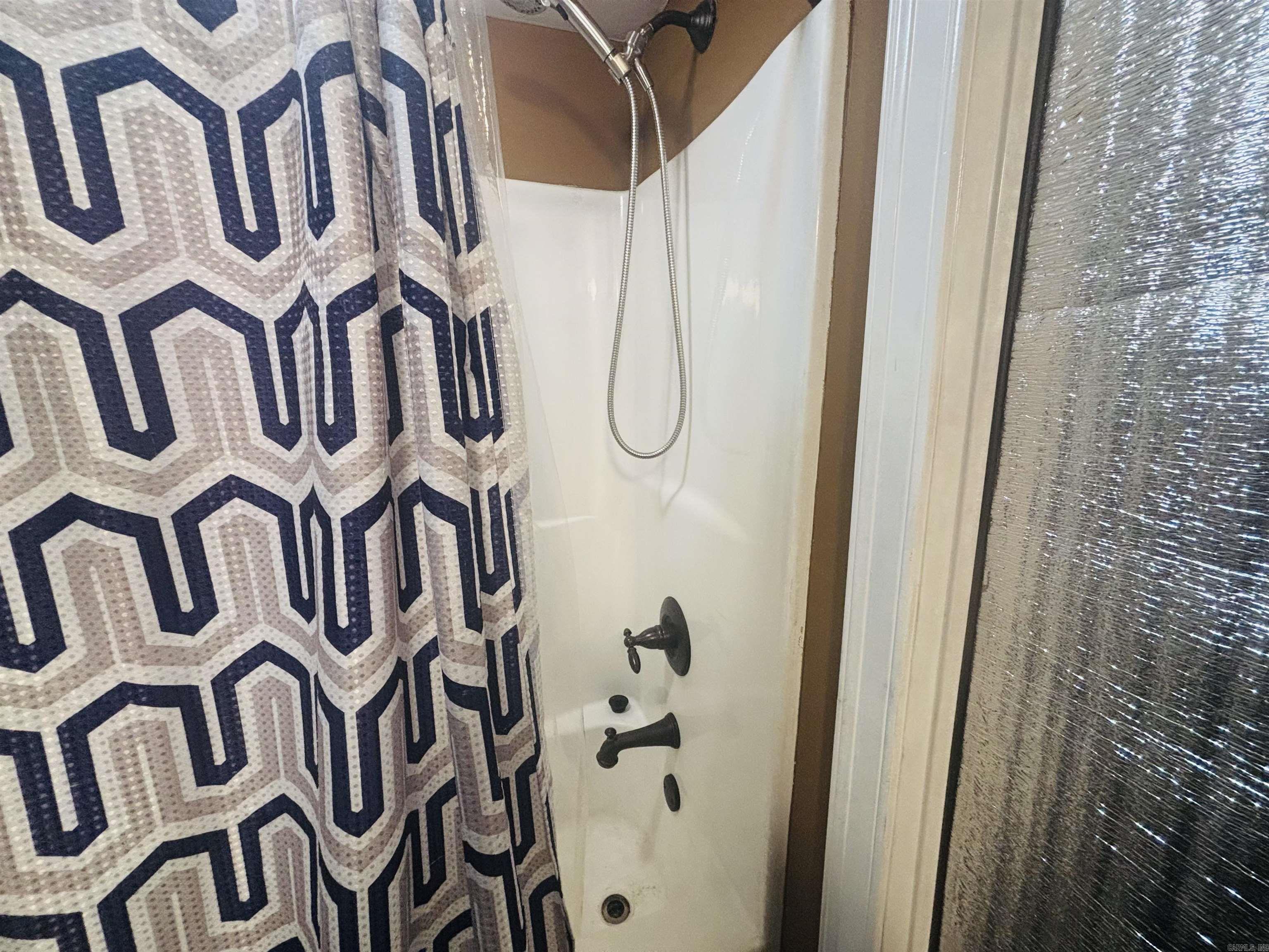 3 Dejarnett  Greenbrier, AR