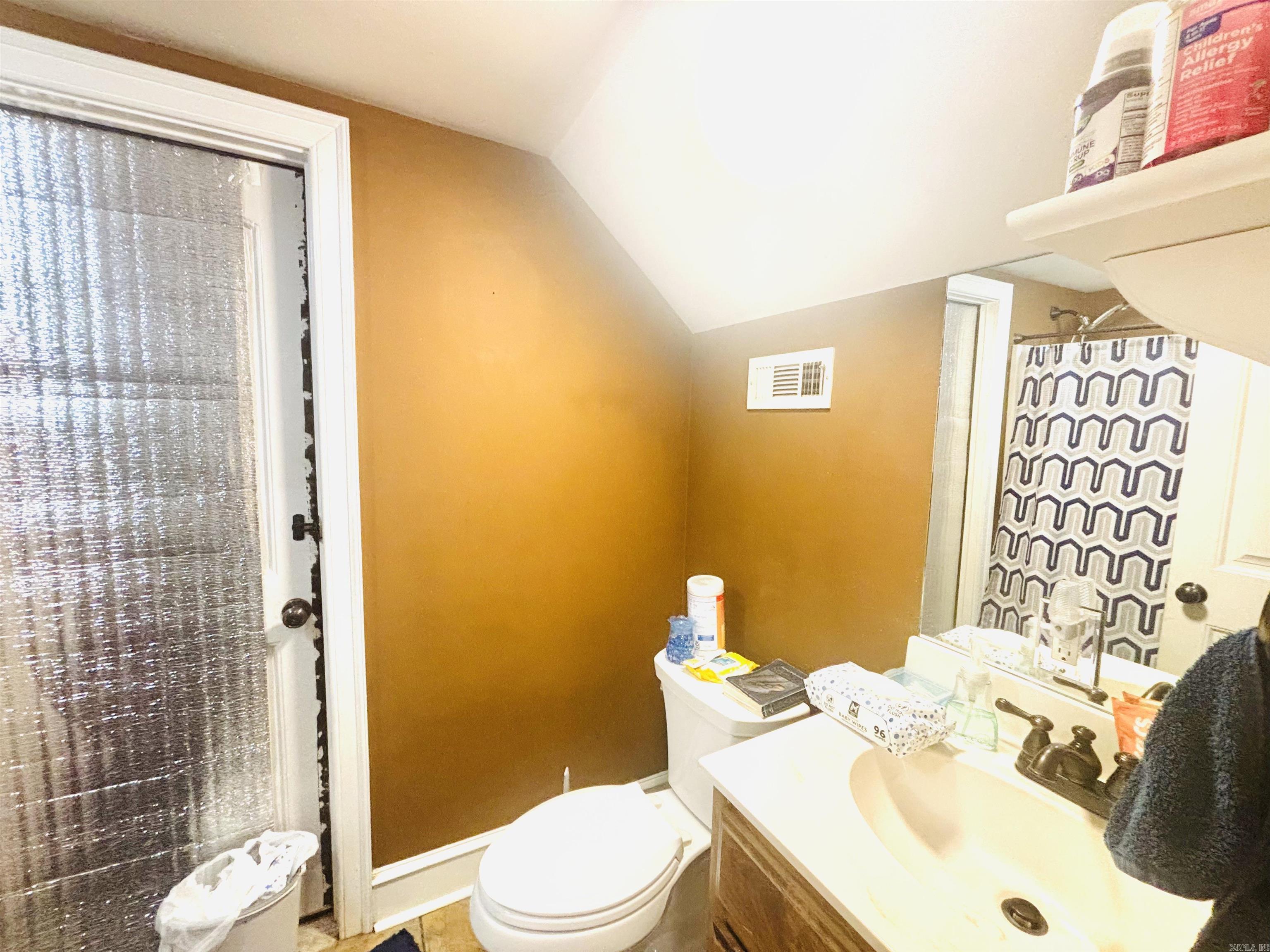 3 Dejarnett  Greenbrier, AR